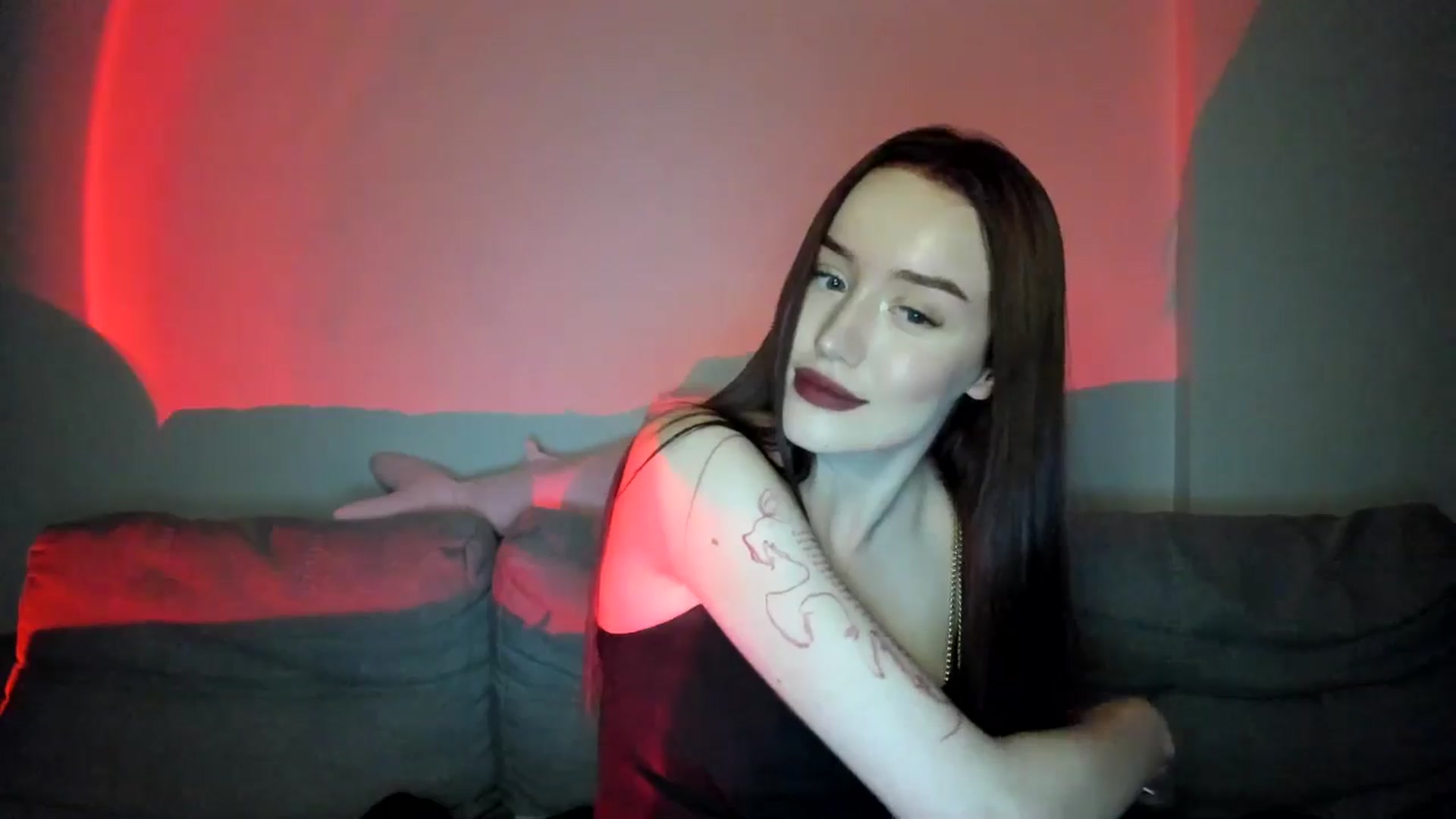 Gallery image thumbnail from IsabellRrose's myfreecams stream on, 04/04/2025, 17:06 image 10 of 20
