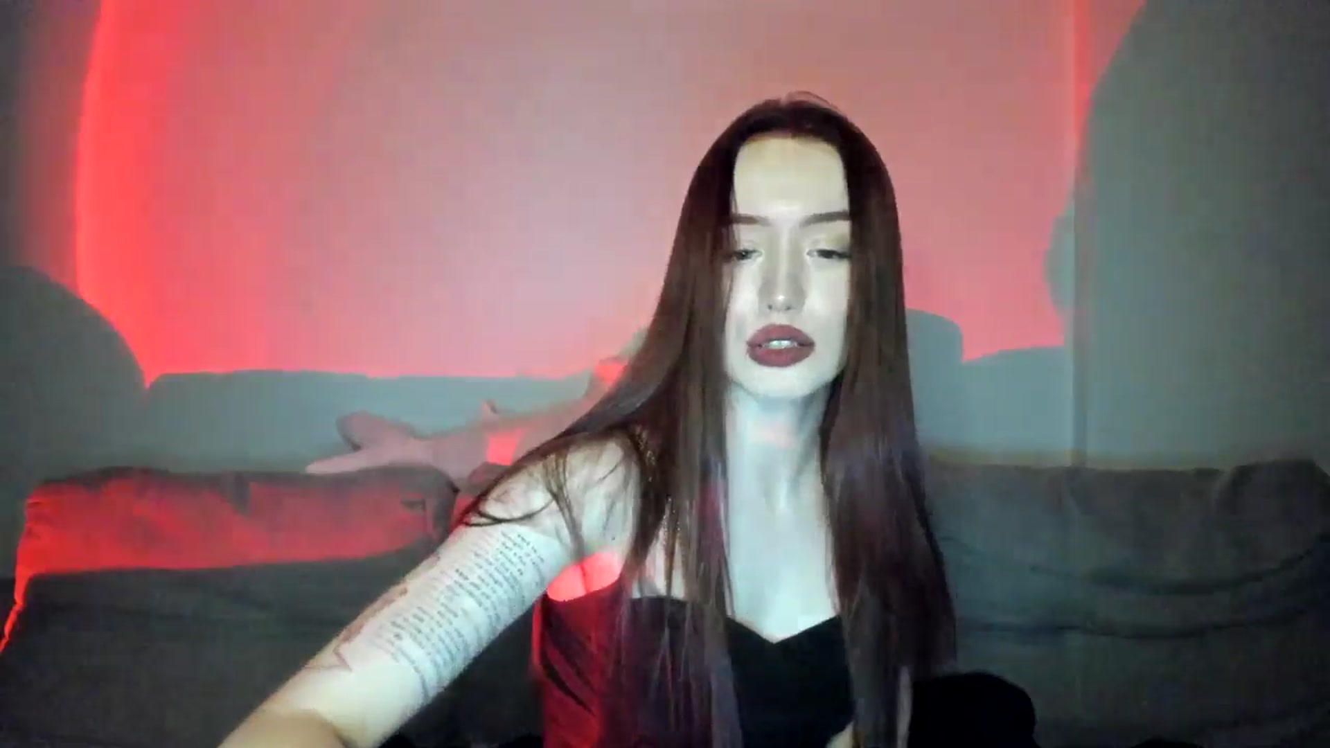 Gallery image thumbnail from IsabellRrose's myfreecams stream on, 04/04/2025, 17:06 image 16 of 20