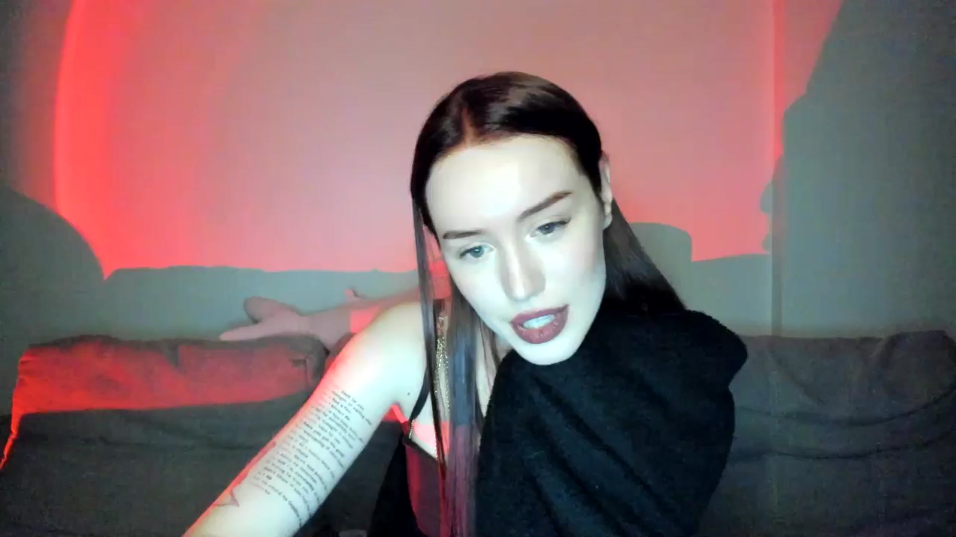 Gallery image thumbnail from IsabellRrose's myfreecams stream on, 04/04/2025, 18:57 image 19 of 20
