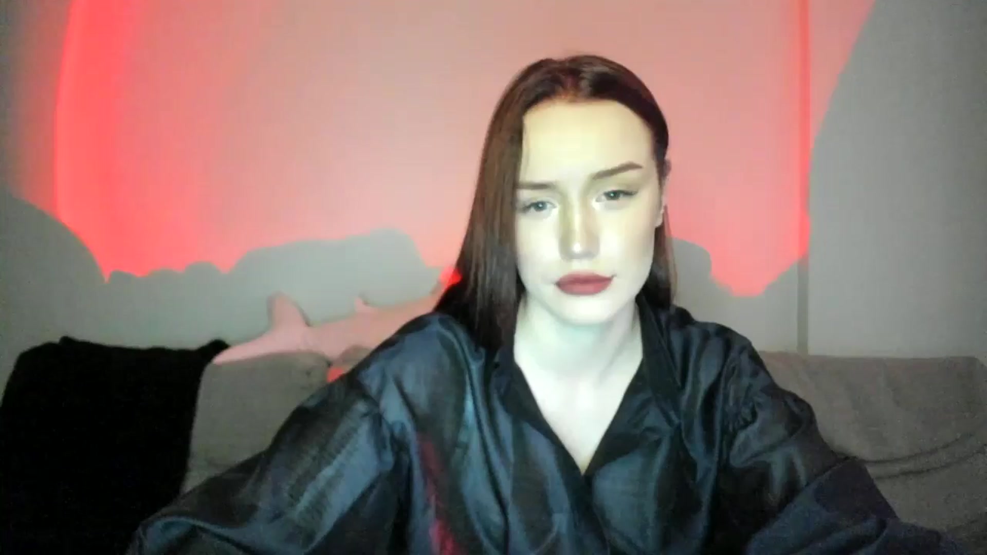 Gallery image thumbnail from IsabellRrose's myfreecams stream on, 04/05/2025, 14:38 image 4 of 20
