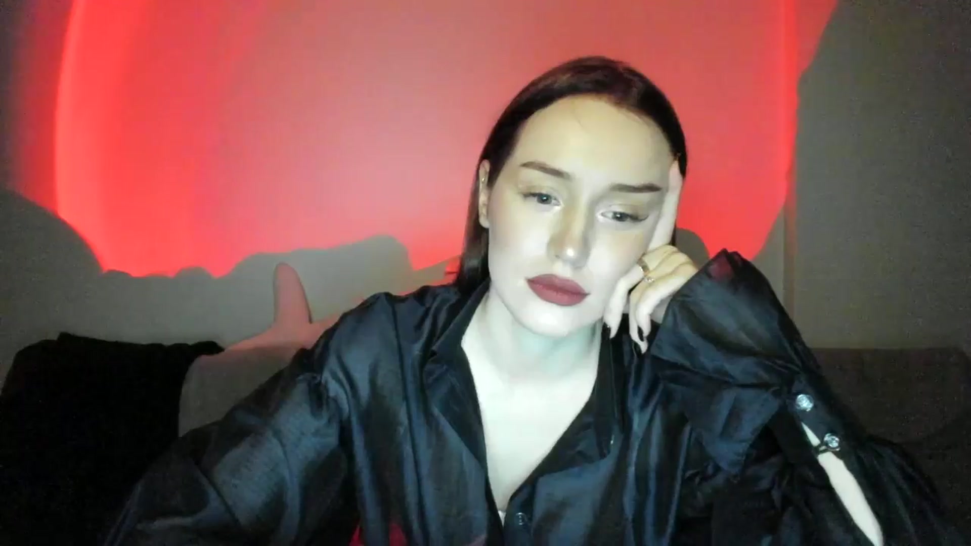 Gallery image thumbnail from IsabellRrose's myfreecams stream on, 04/05/2025, 16:24 image 7 of 20