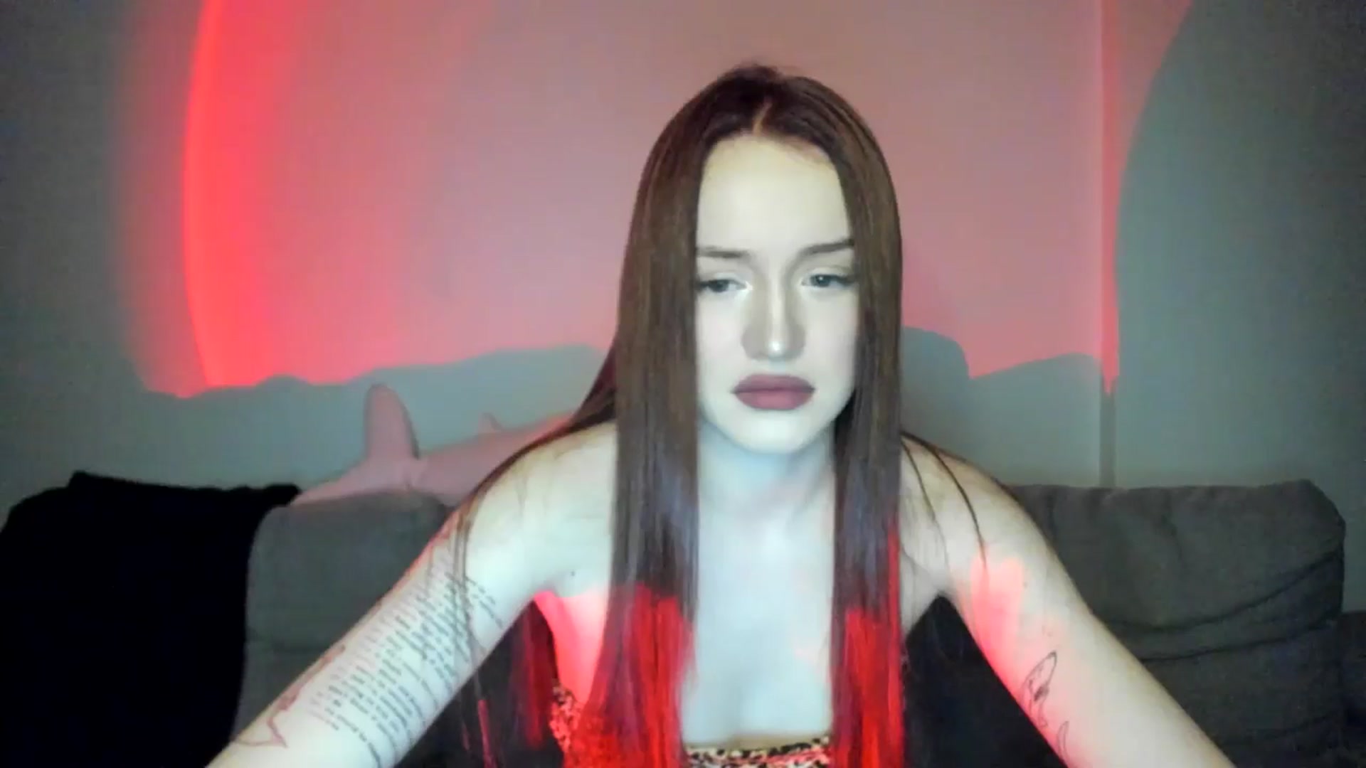Gallery image thumbnail from IsabellRrose's myfreecams stream on, 04/07/2025, 17:28 image 11 of 20