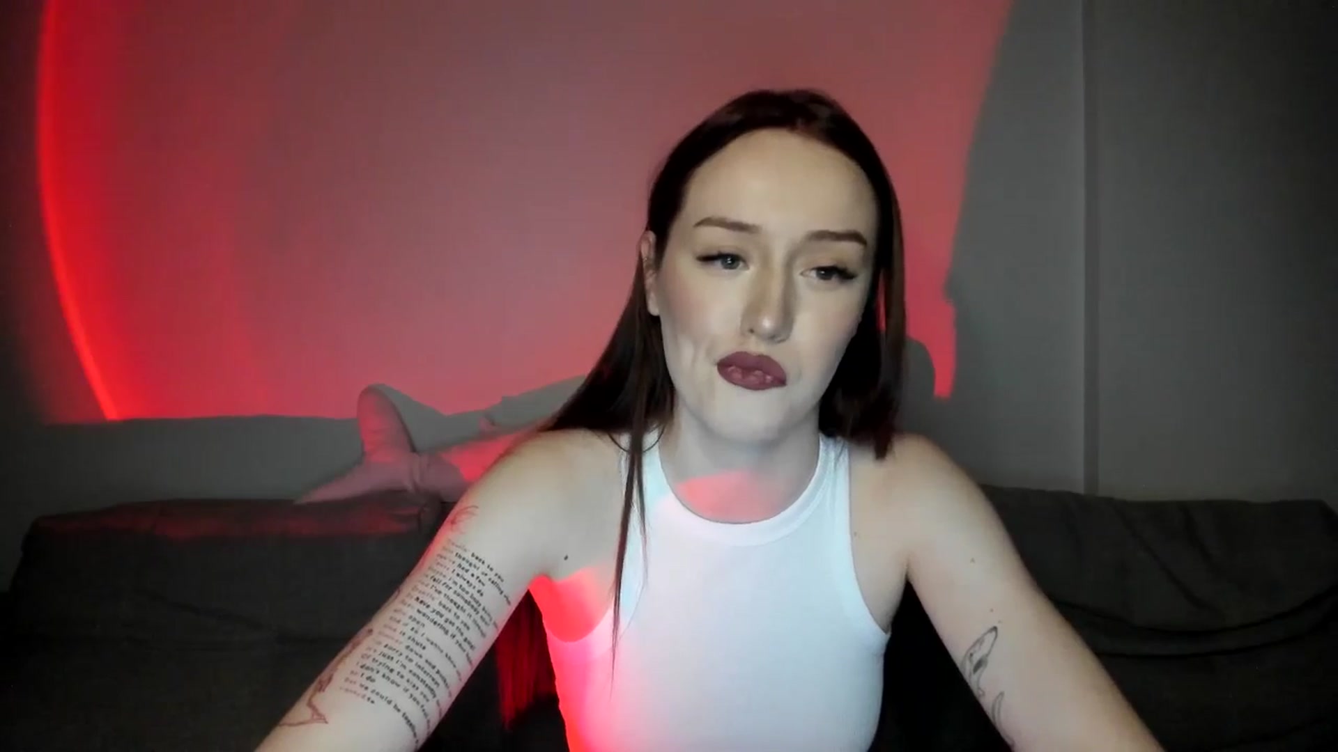 Gallery image thumbnail from IsabellRrose's myfreecams stream on, 04/11/2025, 17:22 image 4 of 20