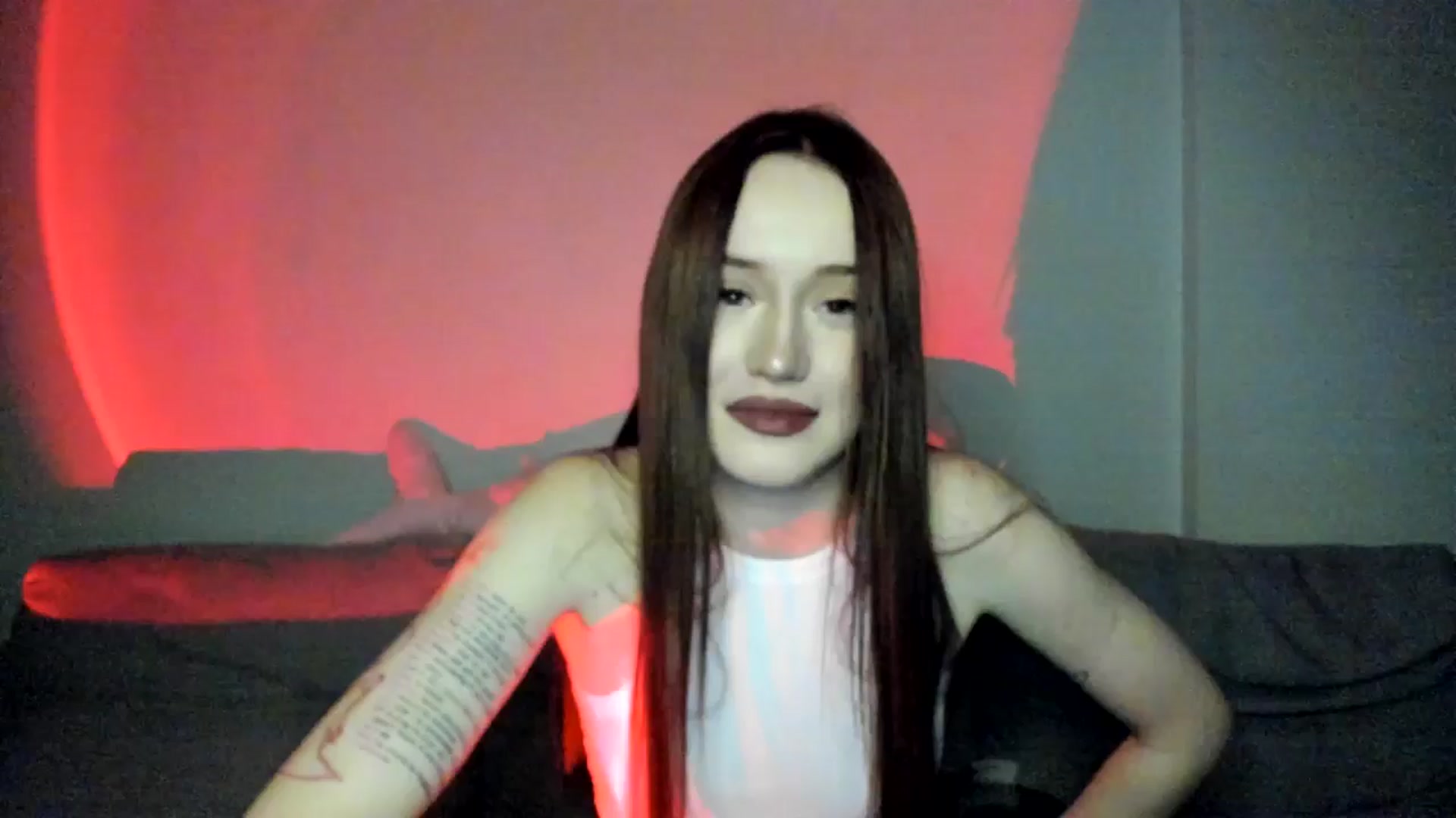 Gallery image thumbnail from IsabellRrose's myfreecams stream on, 04/11/2025, 17:46 image 15 of 20