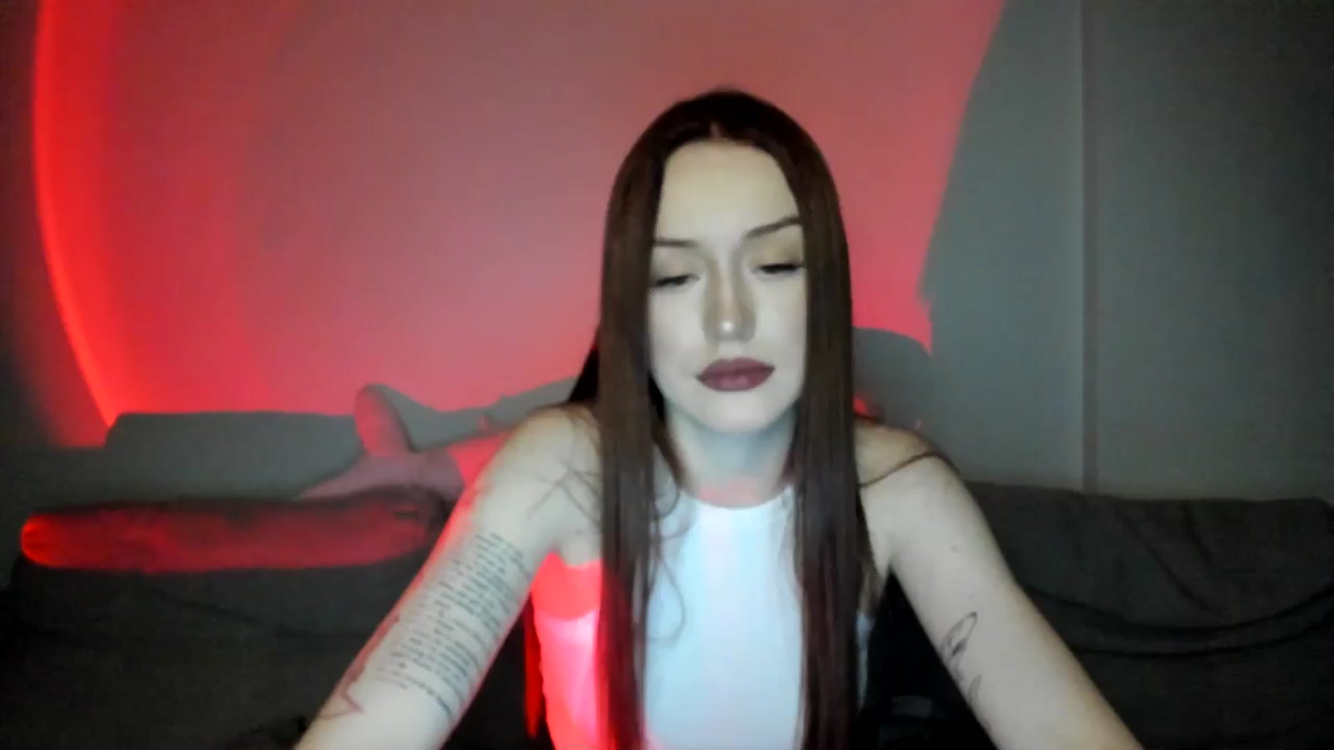 Gallery image thumbnail from IsabellRrose's myfreecams stream on, 04/11/2025, 17:46 image 14 of 20