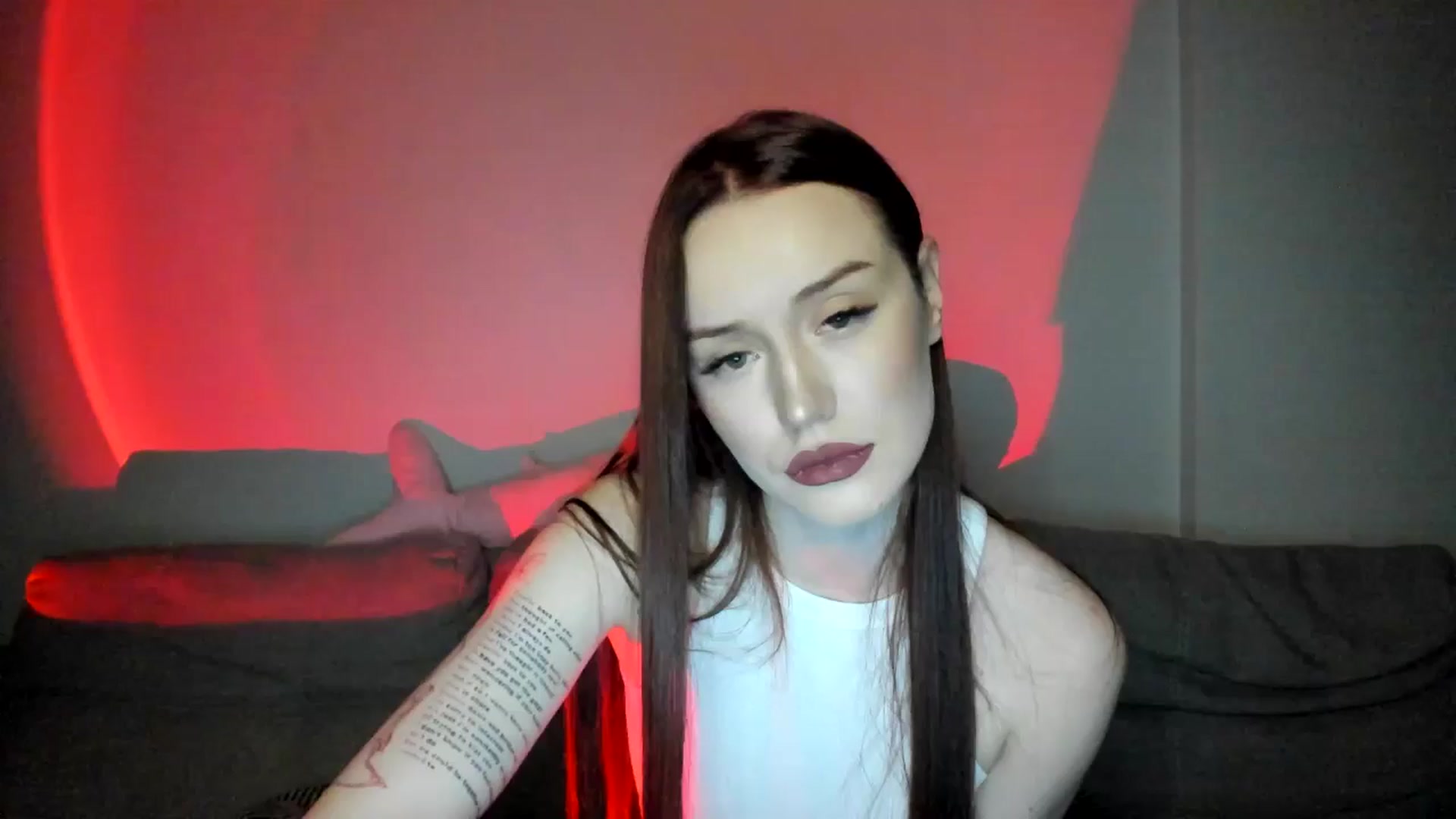 Gallery image thumbnail from IsabellRrose's myfreecams stream on, 04/11/2025, 18:01 image 10 of 20