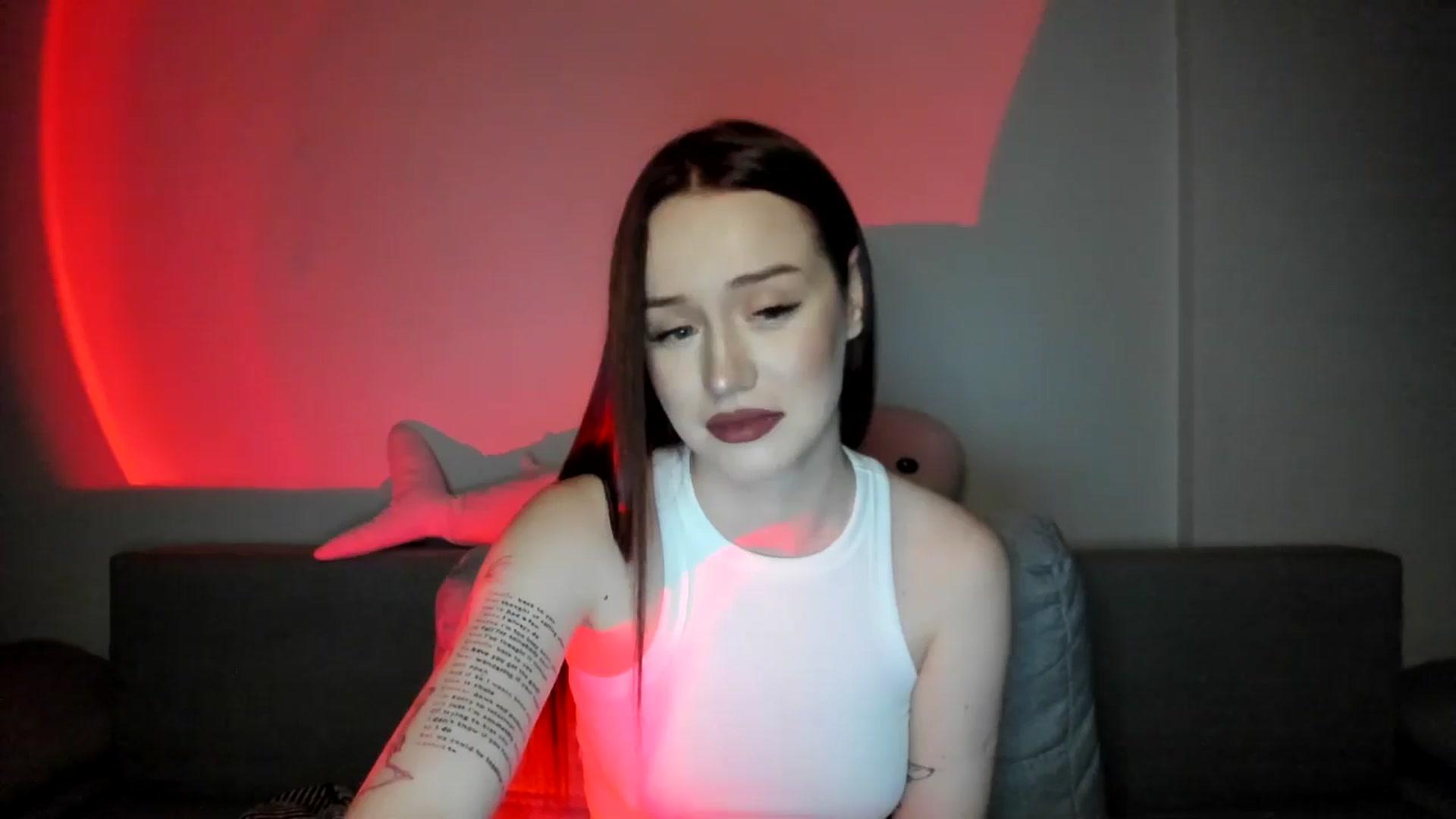 Gallery image thumbnail from IsabellRrose's myfreecams stream on, 04/11/2025, 18:01 image 16 of 20