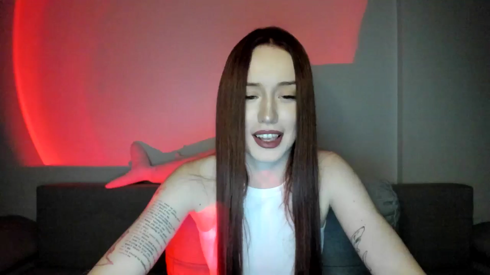 Gallery image thumbnail from IsabellRrose's myfreecams stream on, 04/11/2025, 18:14 image 10 of 20