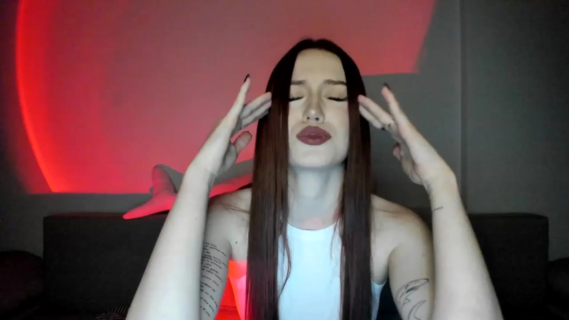 Gallery image thumbnail from IsabellRrose's myfreecams stream on, 04/11/2025, 18:14 image 5 of 20