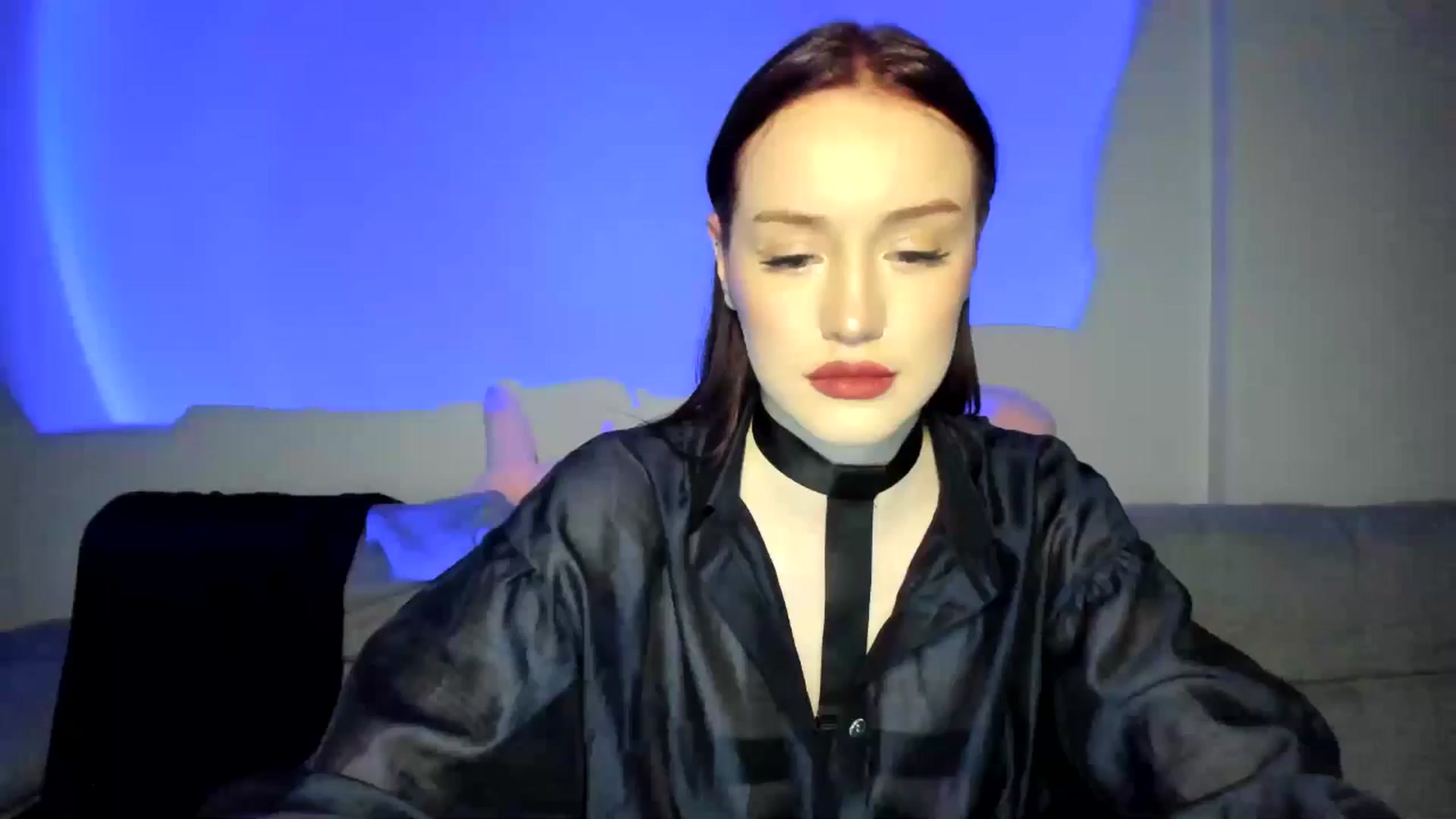 Gallery image thumbnail from IsabellRrose's myfreecams stream on, 04/12/2025, 18:08 image 16 of 20