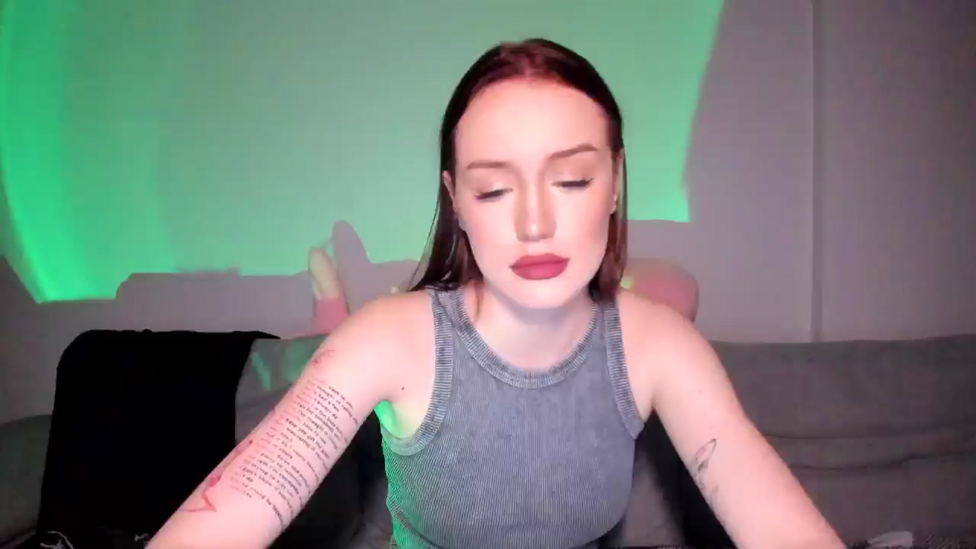 Gallery image thumbnail from IsabellRrose's myfreecams stream on, 04/13/2025, 16:07 image 8 of 20