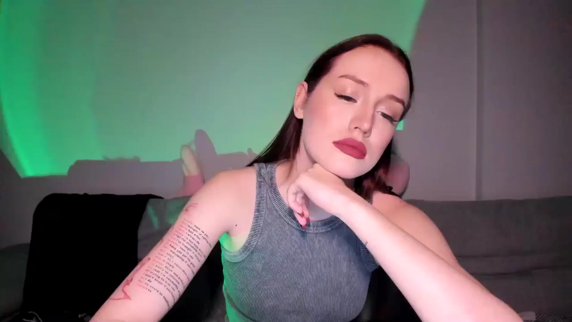 Gallery image thumbnail from IsabellRrose's myfreecams stream on, 04/13/2025, 16:07 image 9 of 20