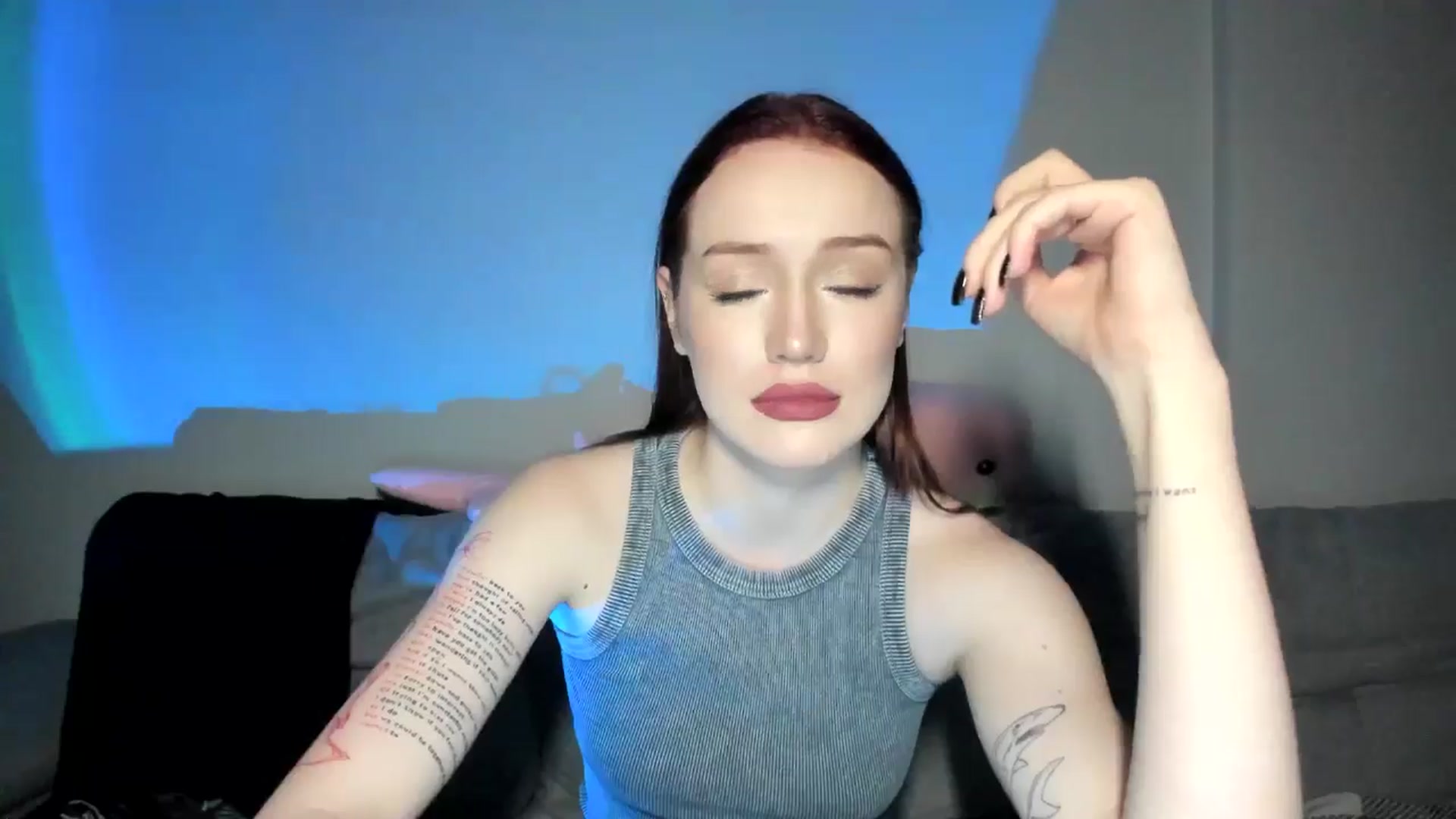 Gallery image thumbnail from IsabellRrose's myfreecams stream on, 04/13/2025, 16:55 image 18 of 20