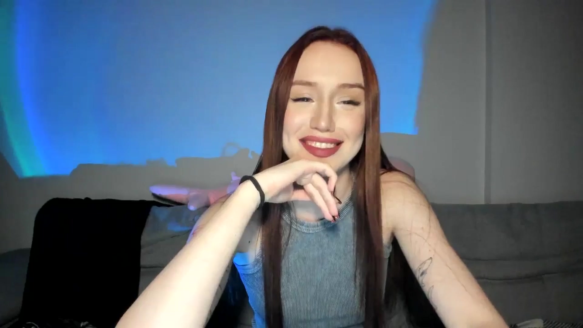 Gallery image thumbnail from IsabellRrose's myfreecams stream on, 04/13/2025, 17:28 image 7 of 20