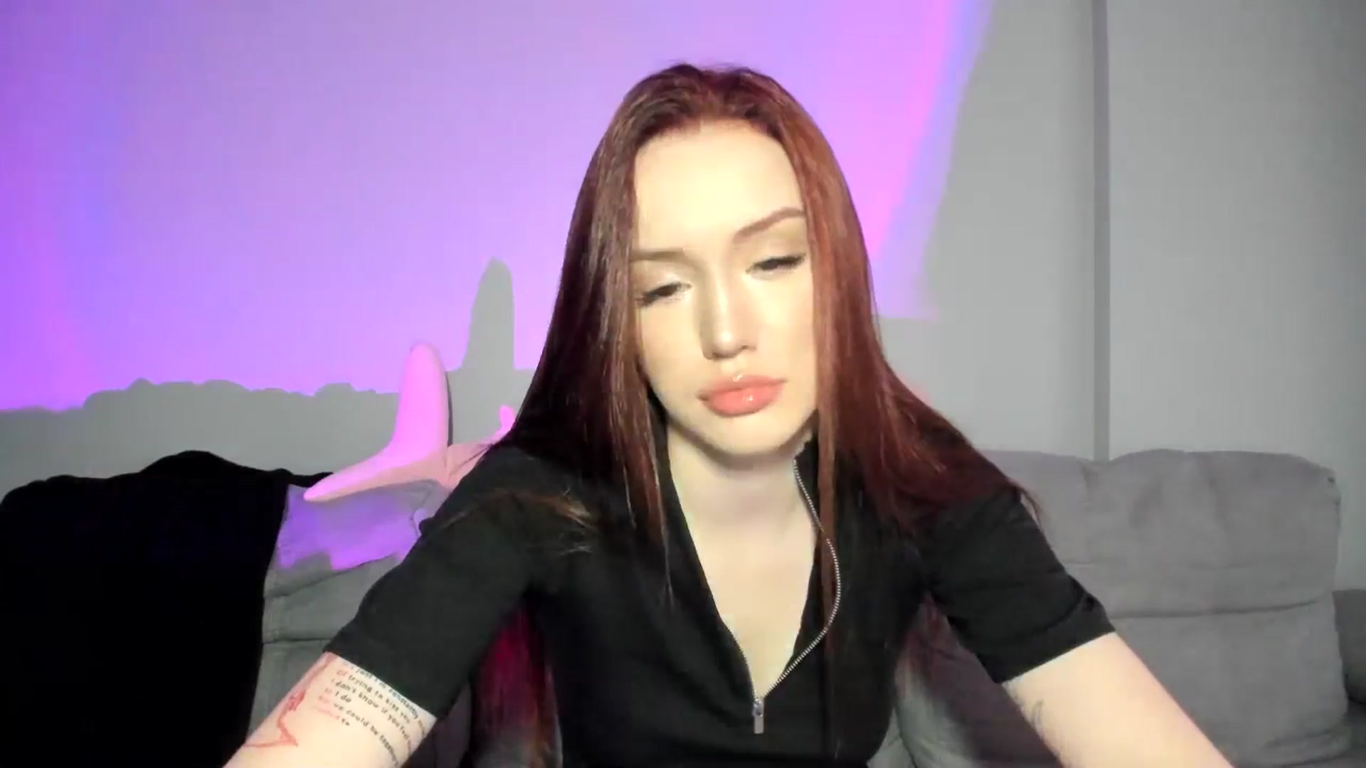 Gallery image thumbnail from IsabellRrose's myfreecams stream on, 04/14/2025, 13:07 image 8 of 20