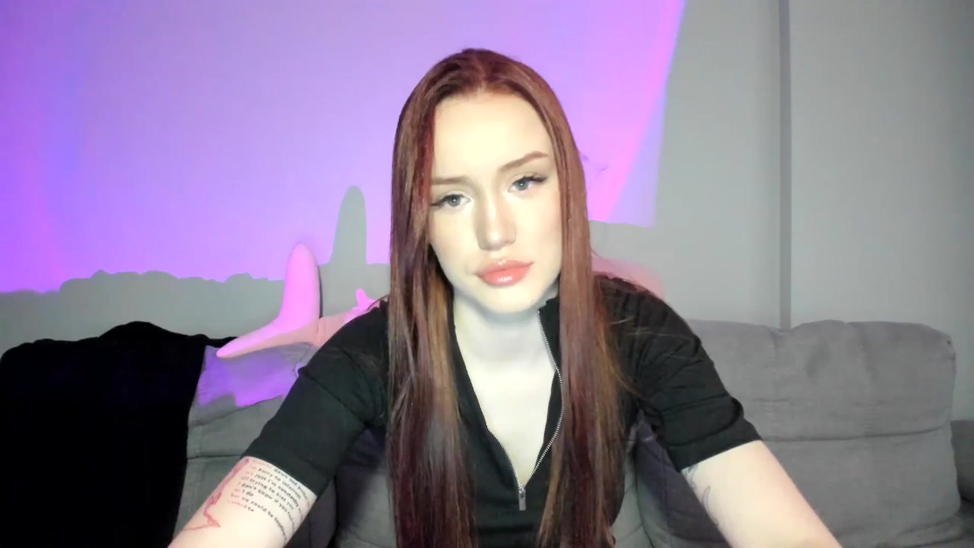 Gallery image thumbnail from IsabellRrose's myfreecams stream on, 04/14/2025, 13:07 image 2 of 20