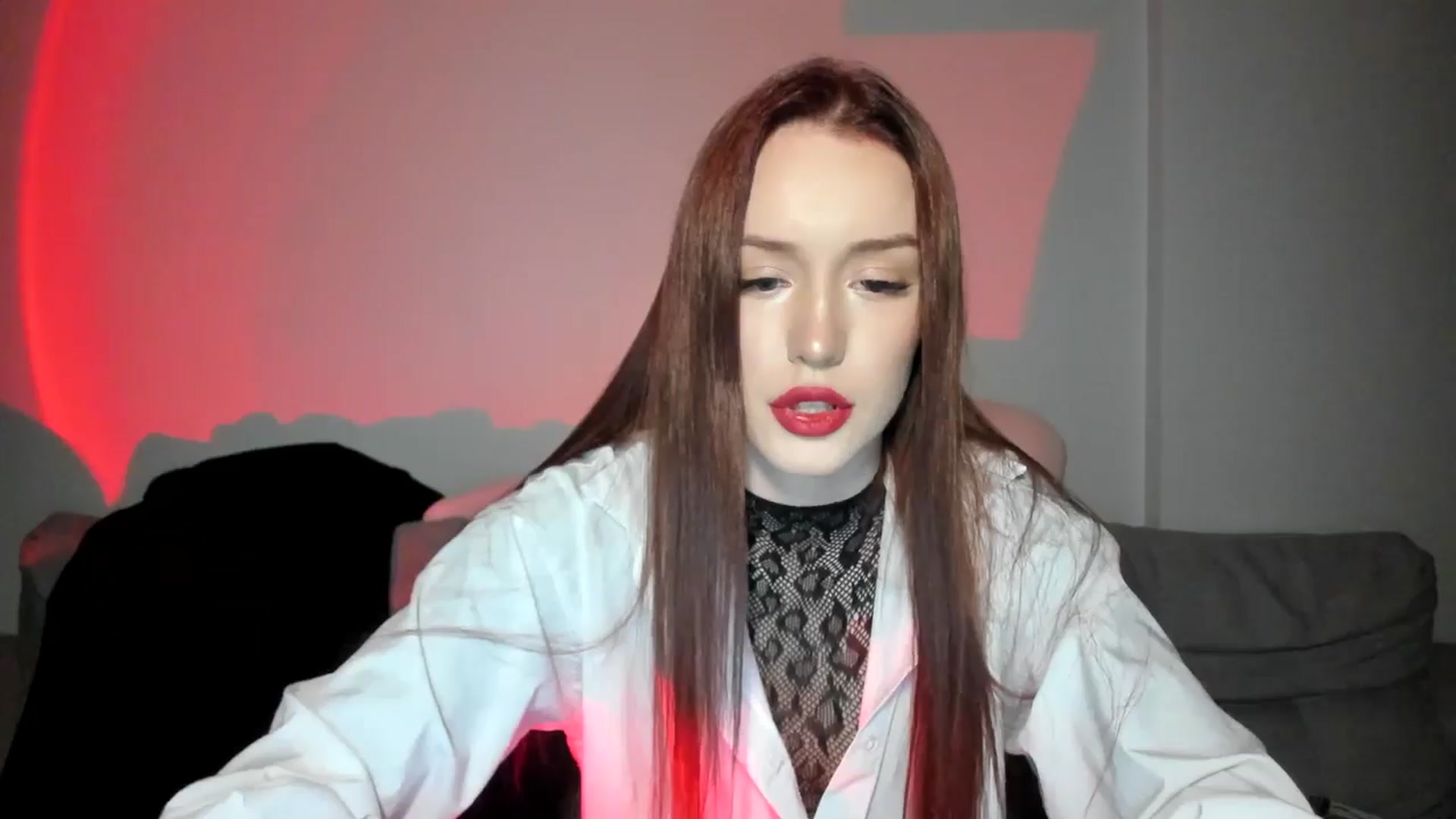 Gallery image thumbnail from IsabellRrose's myfreecams stream on, 04/16/2025, 17:14 image 2 of 20