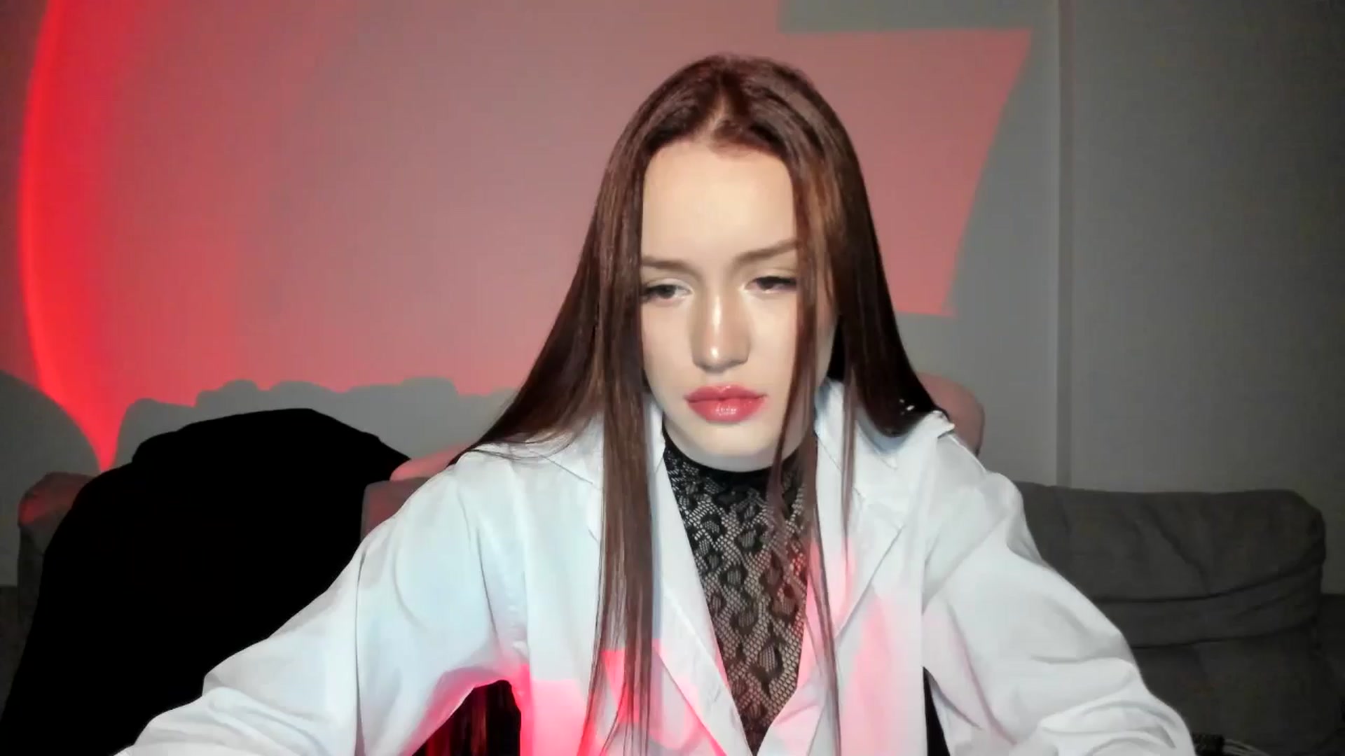 Gallery image thumbnail from IsabellRrose's myfreecams stream on, 04/16/2025, 17:14 image 14 of 20