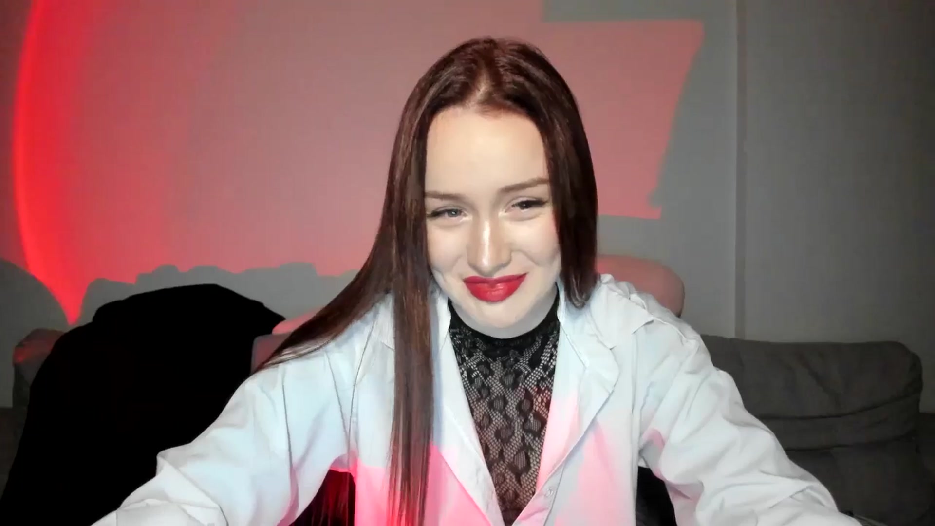 Gallery image thumbnail from IsabellRrose's myfreecams stream on, 04/16/2025, 17:14 image 4 of 20