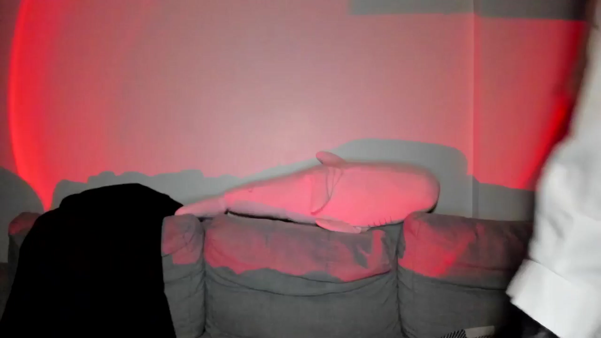 Gallery image thumbnail from IsabellRrose's myfreecams stream on, 04/16/2025, 17:14 image 9 of 20