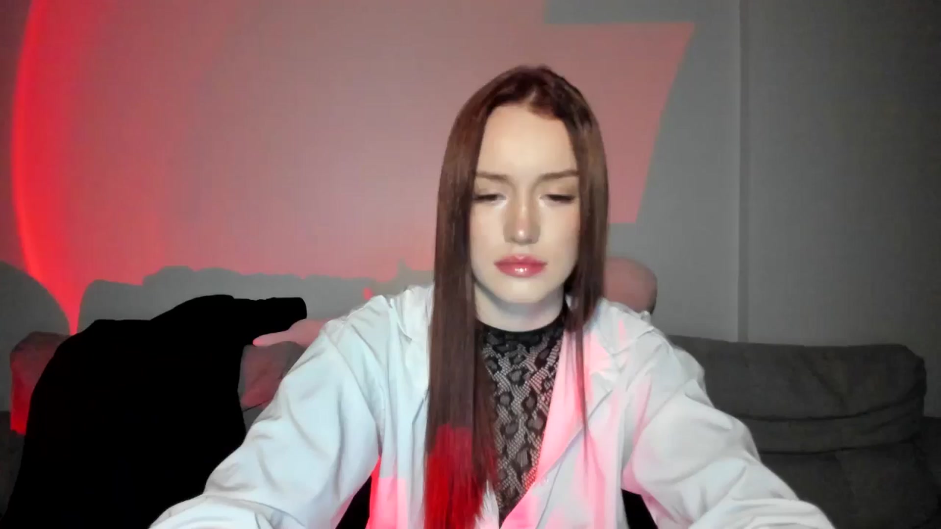 Gallery image thumbnail from IsabellRrose's myfreecams stream on, 04/16/2025, 18:23 image 9 of 20