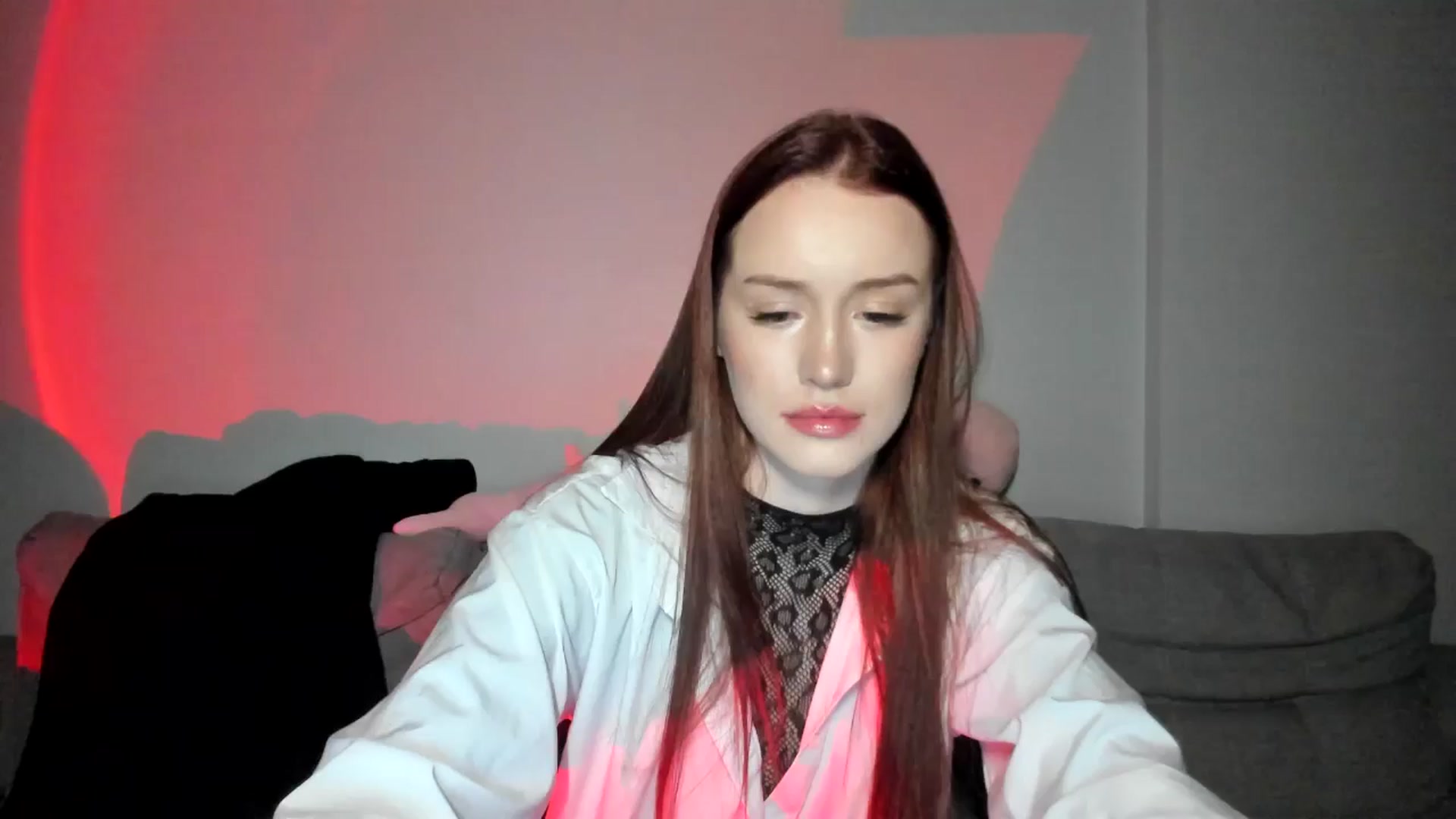 Gallery image thumbnail from IsabellRrose's myfreecams stream on, 04/16/2025, 18:41 image 4 of 20