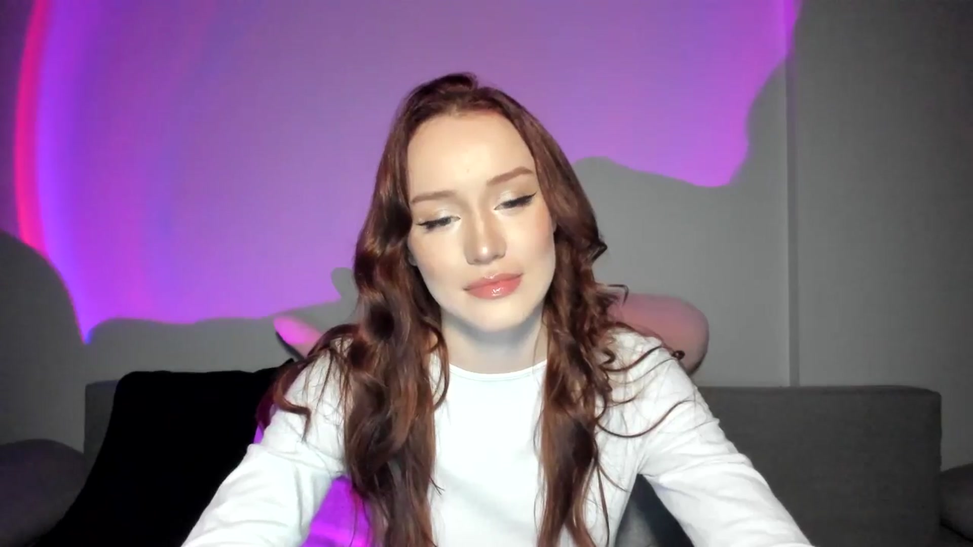 Gallery image thumbnail from IsabellRrose's myfreecams stream on, 04/24/2025, 17:50 image 5 of 20