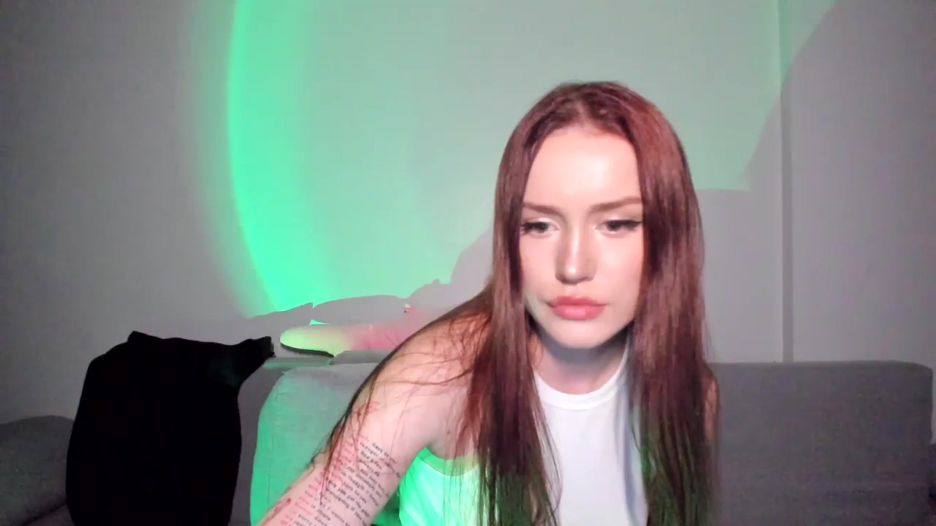 Gallery image thumbnail from IsabellRrose's myfreecams stream on, 04/26/2025, 17:04 image 10 of 20