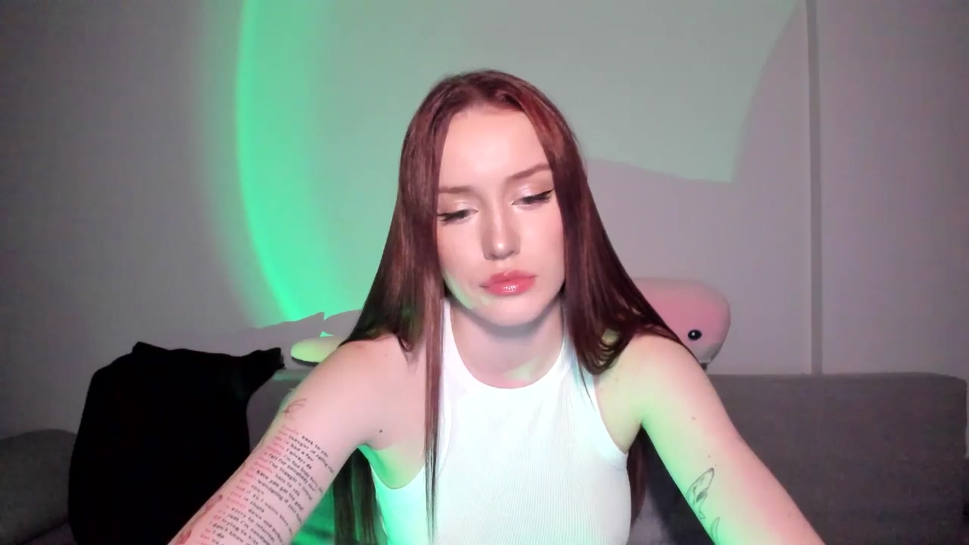 Gallery image thumbnail from IsabellRrose's myfreecams stream on, 04/26/2025, 17:04 image 2 of 20