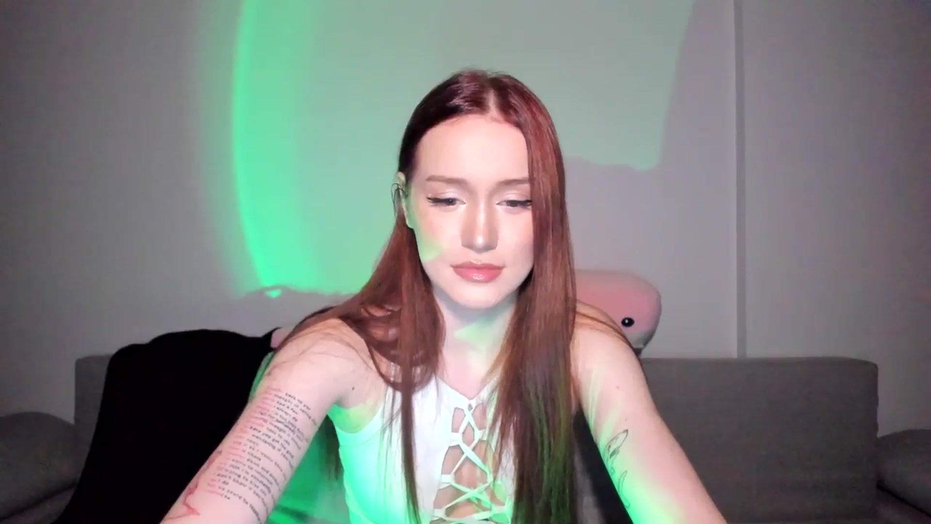 Gallery image thumbnail from IsabellRrose's myfreecams stream on, 04/27/2025, 17:23 image 6 of 20