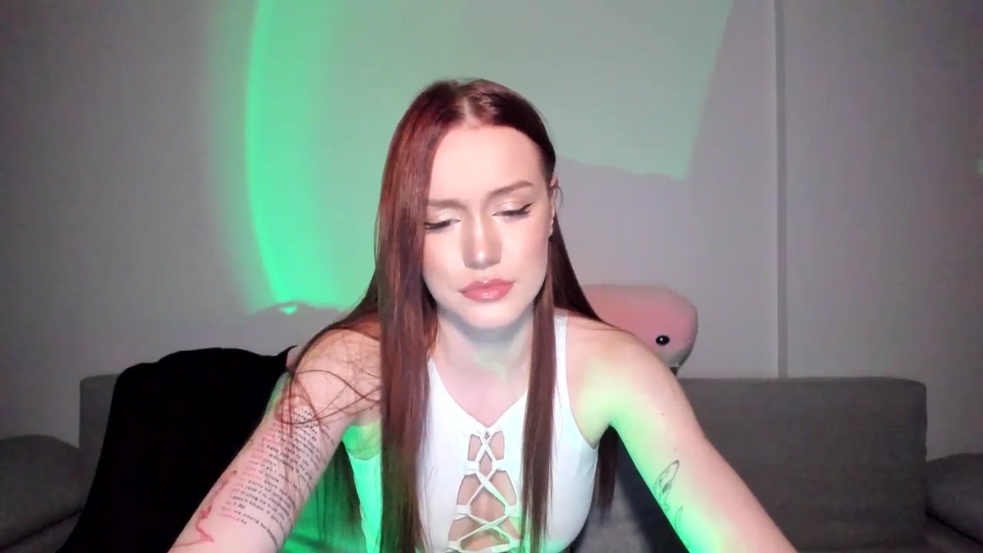 Gallery image thumbnail from IsabellRrose's myfreecams stream on, 04/27/2025, 17:23 image 10 of 20