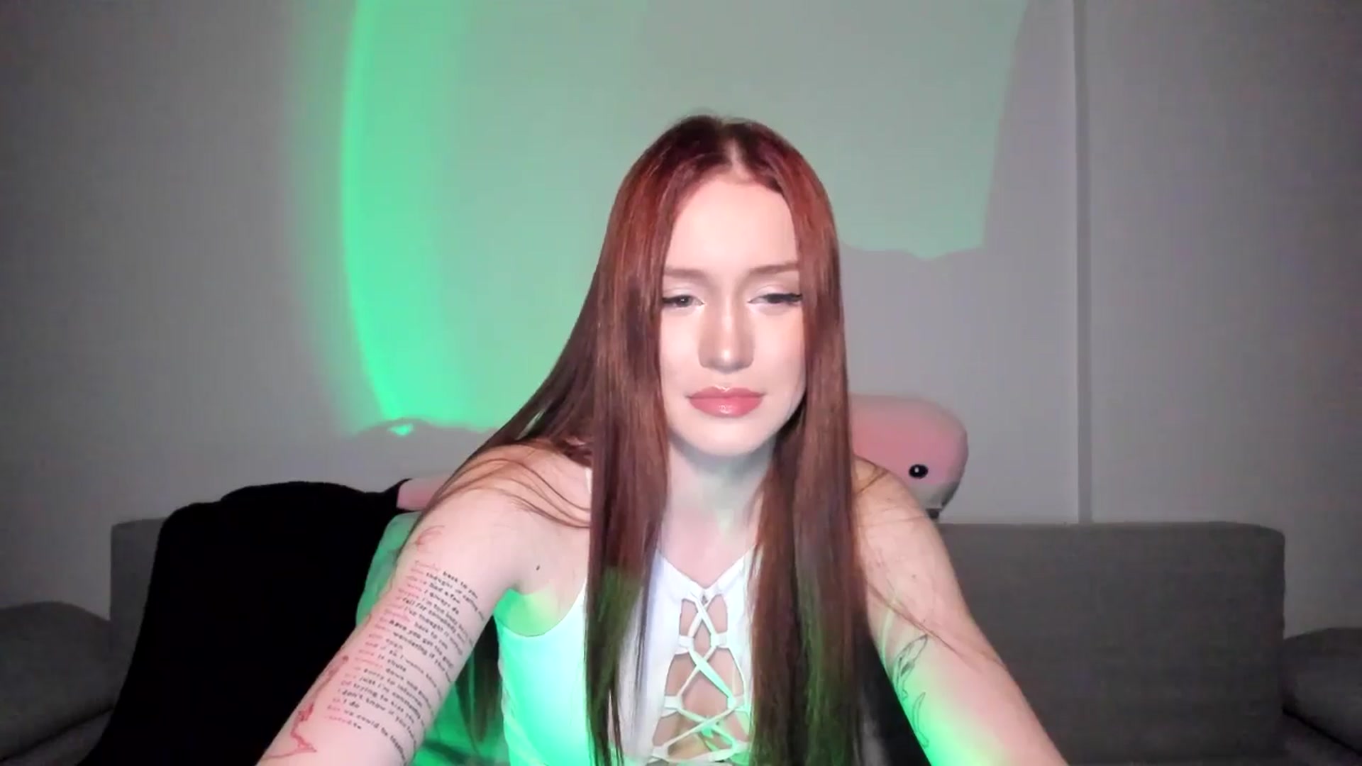 Gallery image thumbnail from IsabellRrose's myfreecams stream on, 04/27/2025, 17:23 image 16 of 20