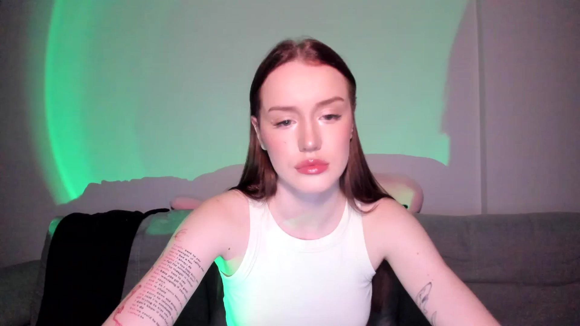 Gallery image thumbnail from IsabellRrose's myfreecams stream on, 04/30/2025, 16:35 image 1 of 20