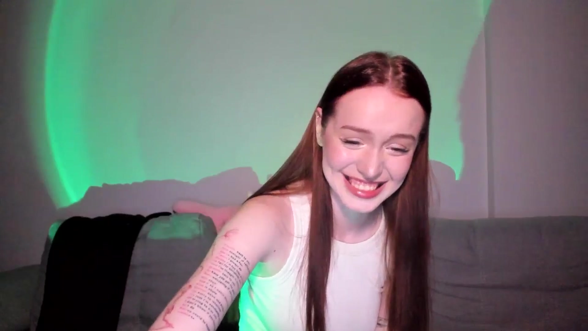Gallery image thumbnail from IsabellRrose's myfreecams stream on, 04/30/2025, 16:35 image 19 of 20