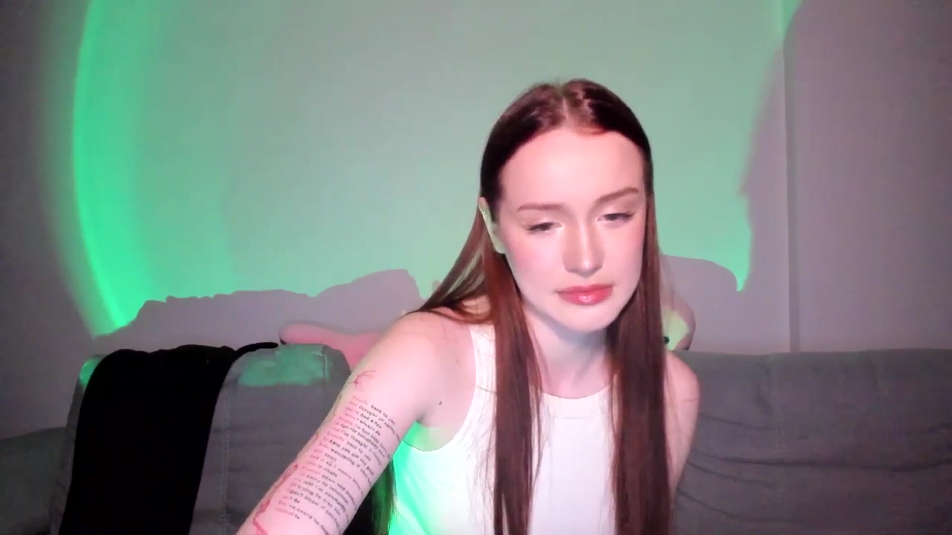 Gallery image thumbnail from IsabellRrose's myfreecams stream on, 04/30/2025, 16:35 image 20 of 20