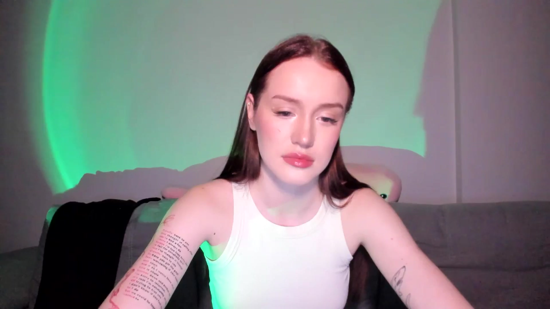 Gallery image thumbnail from IsabellRrose's myfreecams stream on, 04/30/2025, 16:35 image 2 of 20