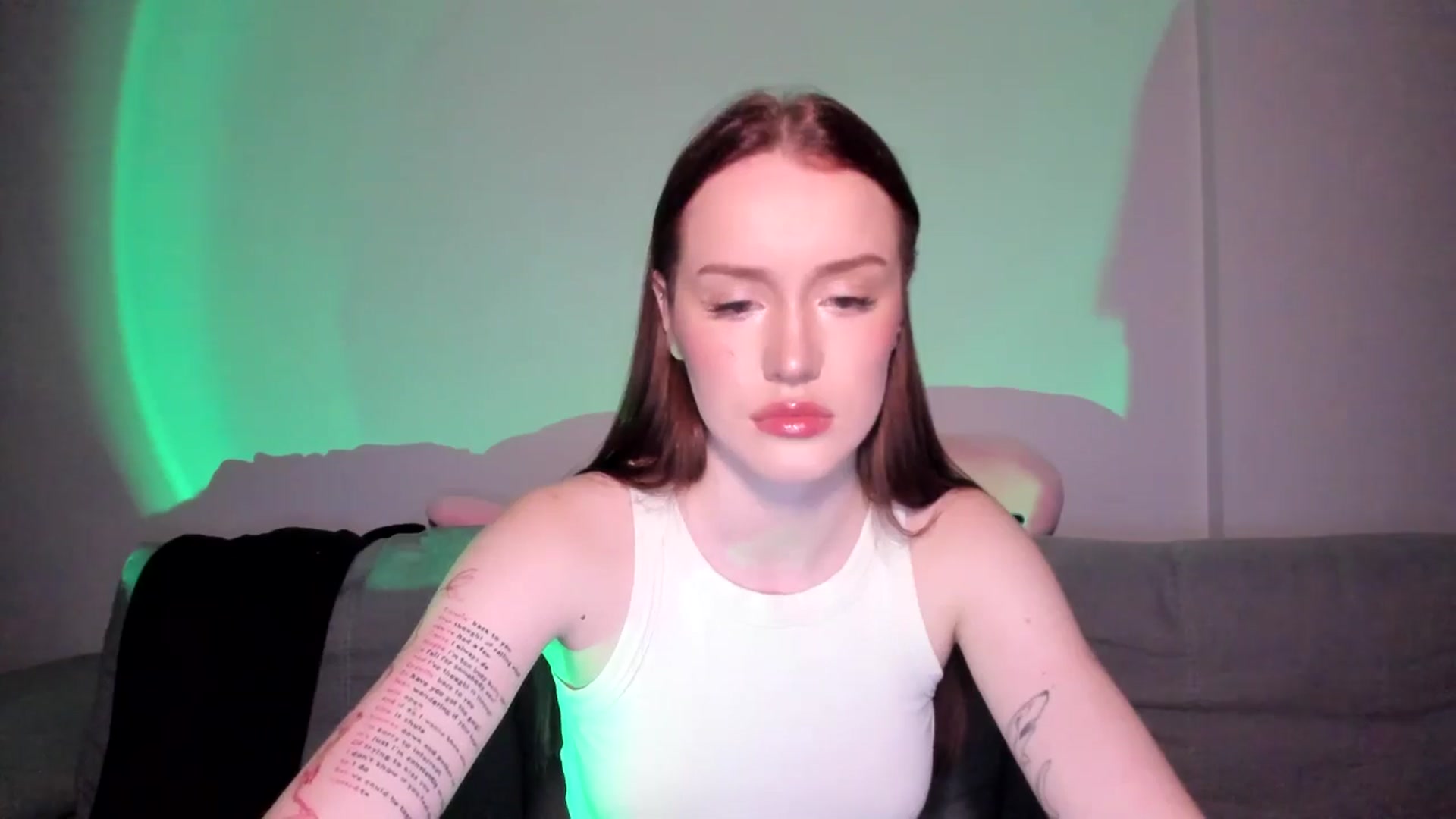 Gallery image thumbnail from IsabellRrose's myfreecams stream on, 04/30/2025, 16:35 image 5 of 20