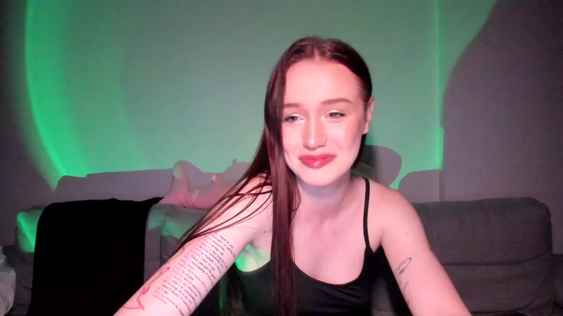 Gallery image thumbnail from IsabellRrose's myfreecams stream on, 06/08/2025, 17:36 image 9 of 20