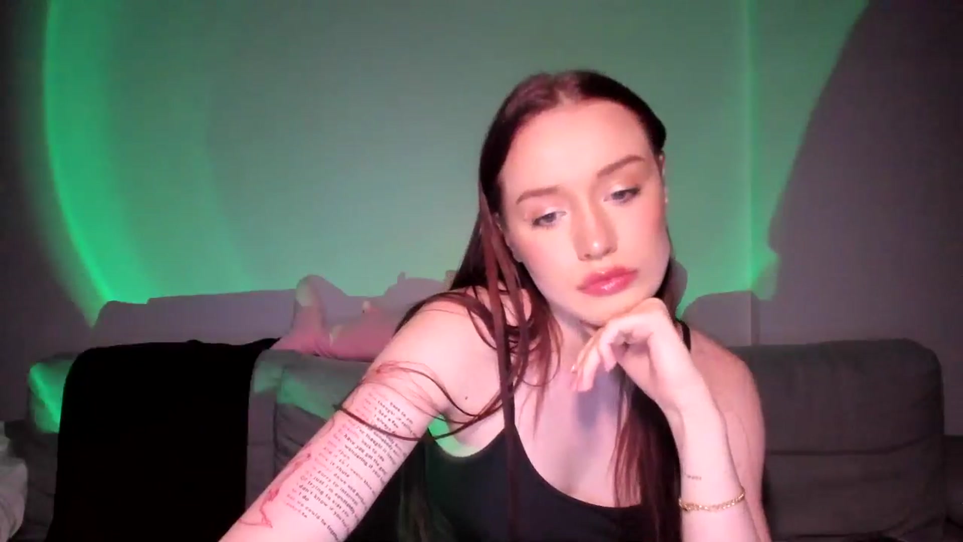 Gallery image thumbnail from IsabellRrose's myfreecams stream on, 06/08/2025, 17:57 image 16 of 20