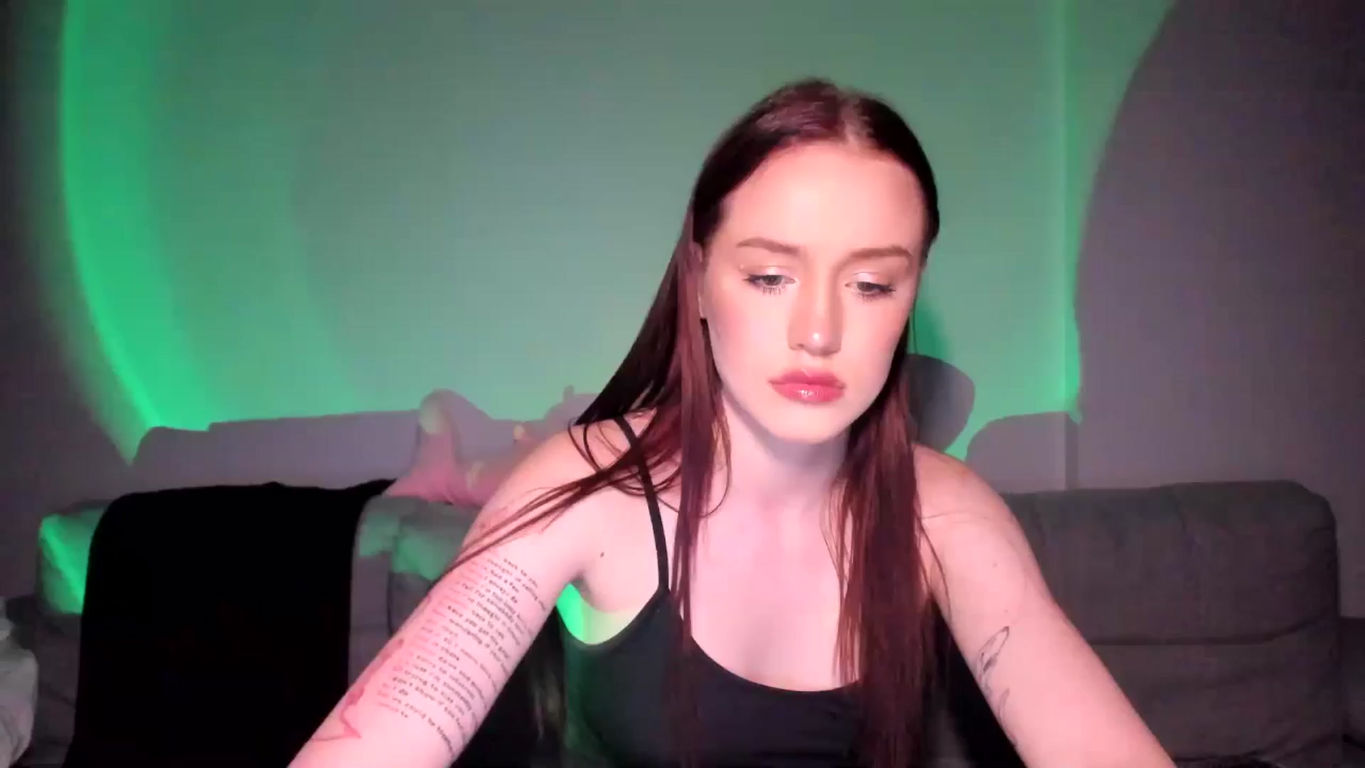 Gallery image thumbnail from IsabellRrose's myfreecams stream on, 06/08/2025, 17:57 image 17 of 20