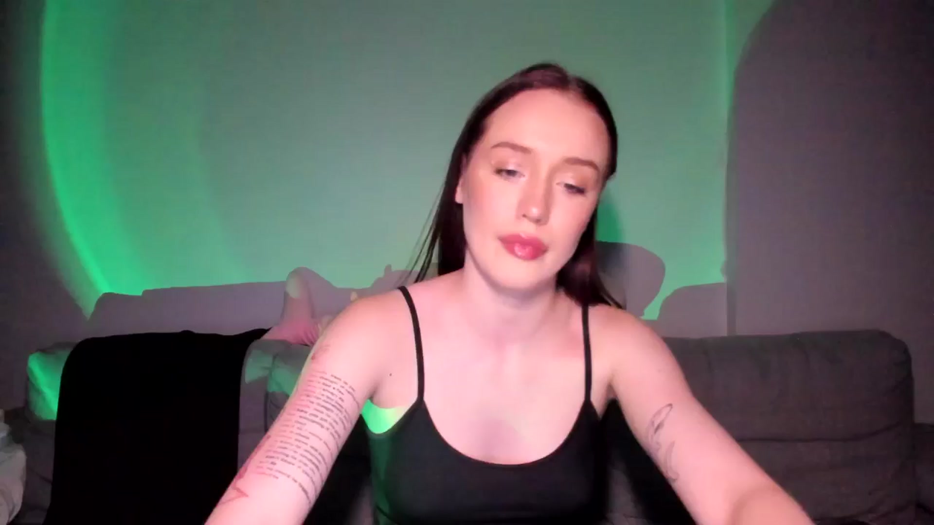Gallery image thumbnail from IsabellRrose's myfreecams stream on, 06/08/2025, 18:17 image 7 of 20