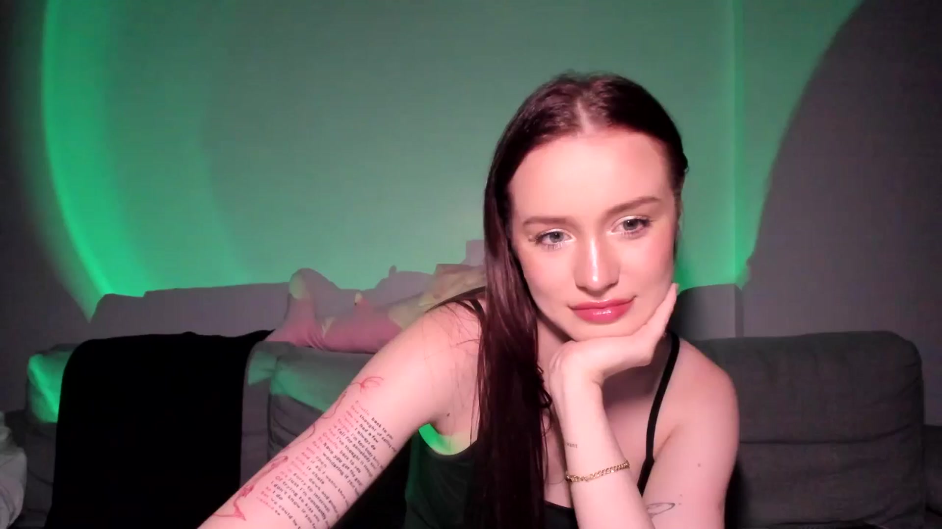 Gallery image thumbnail from IsabellRrose's myfreecams stream on, 06/08/2025, 18:17 image 5 of 20
