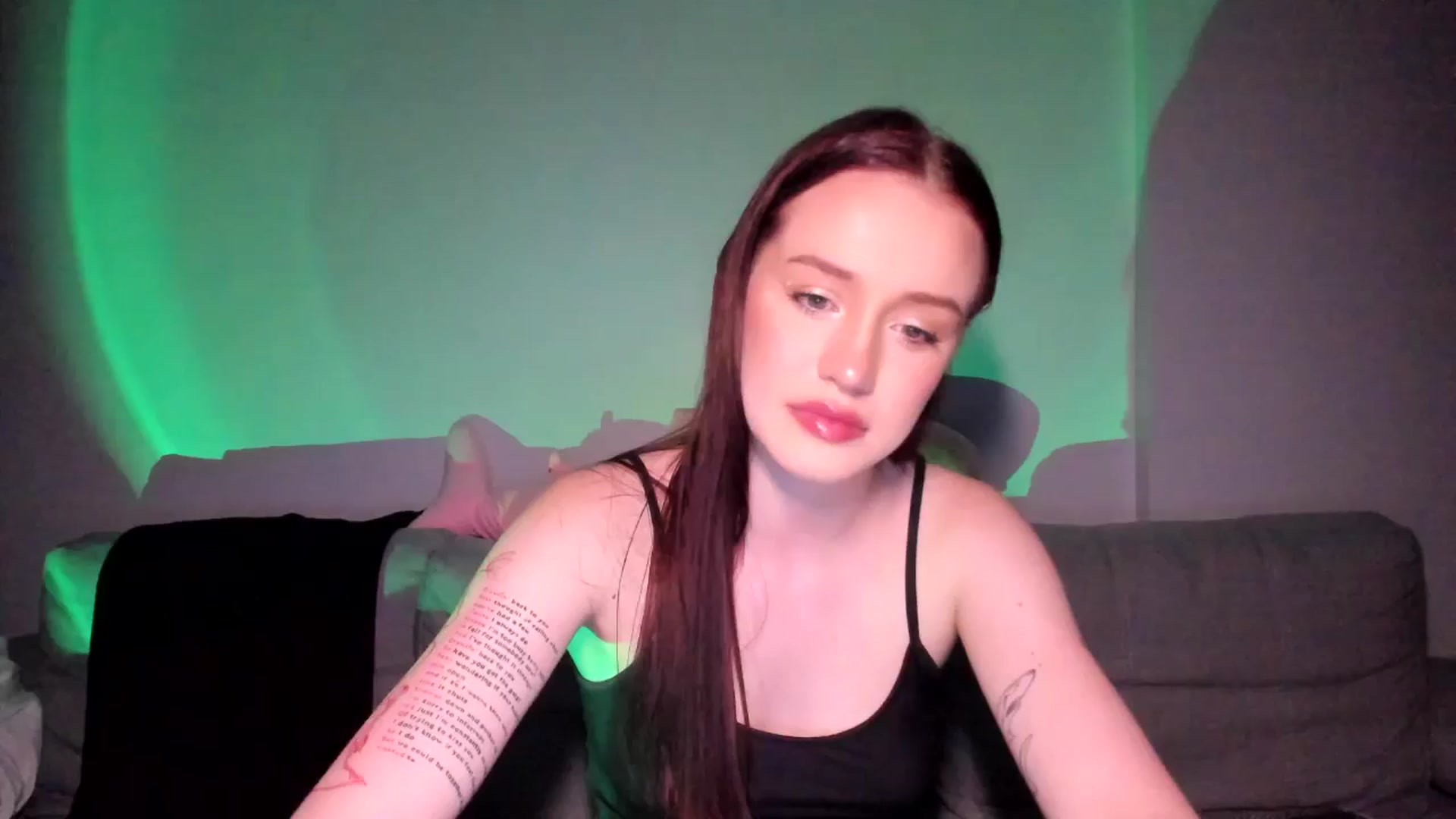 Gallery image thumbnail from IsabellRrose's myfreecams stream on, 06/08/2025, 18:17 image 2 of 20