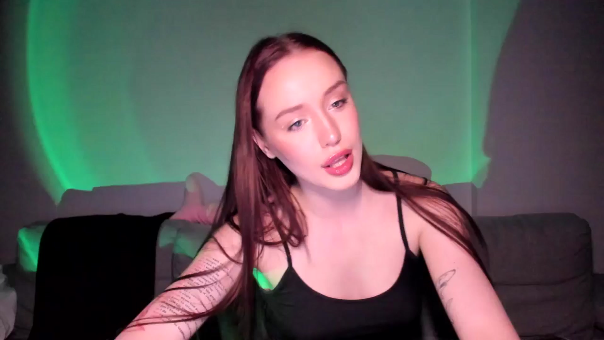 Gallery image thumbnail from IsabellRrose's myfreecams stream on, 06/08/2025, 18:17 image 19 of 20