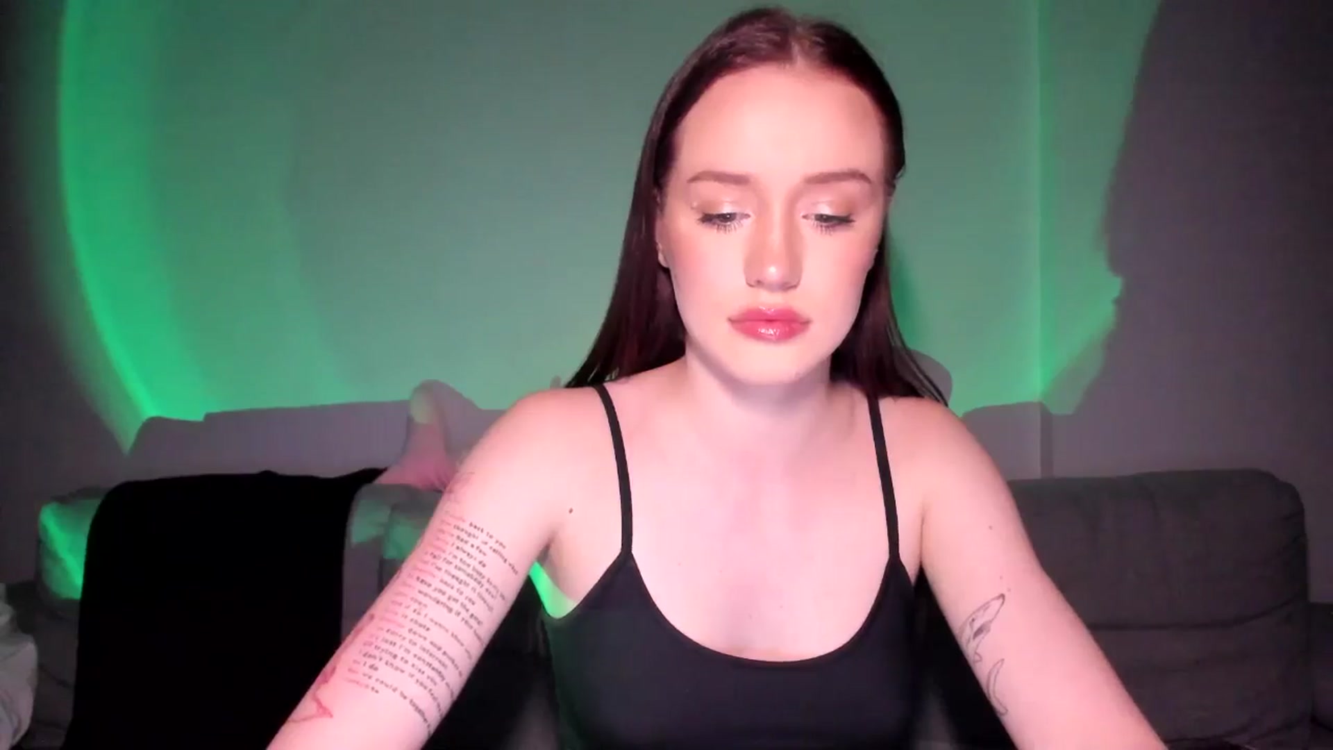 Gallery image thumbnail from IsabellRrose's myfreecams stream on, 06/08/2025, 18:17 image 10 of 20