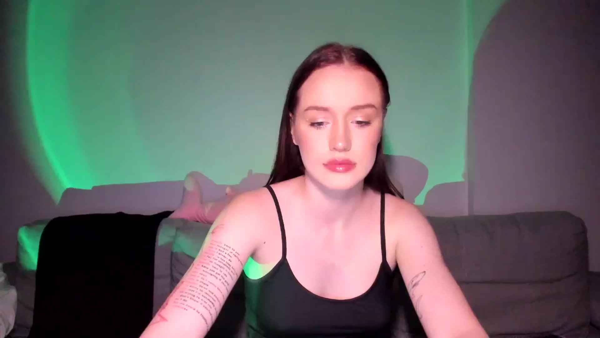 Gallery image thumbnail from IsabellRrose's myfreecams stream on, 06/08/2025, 18:17 image 8 of 20