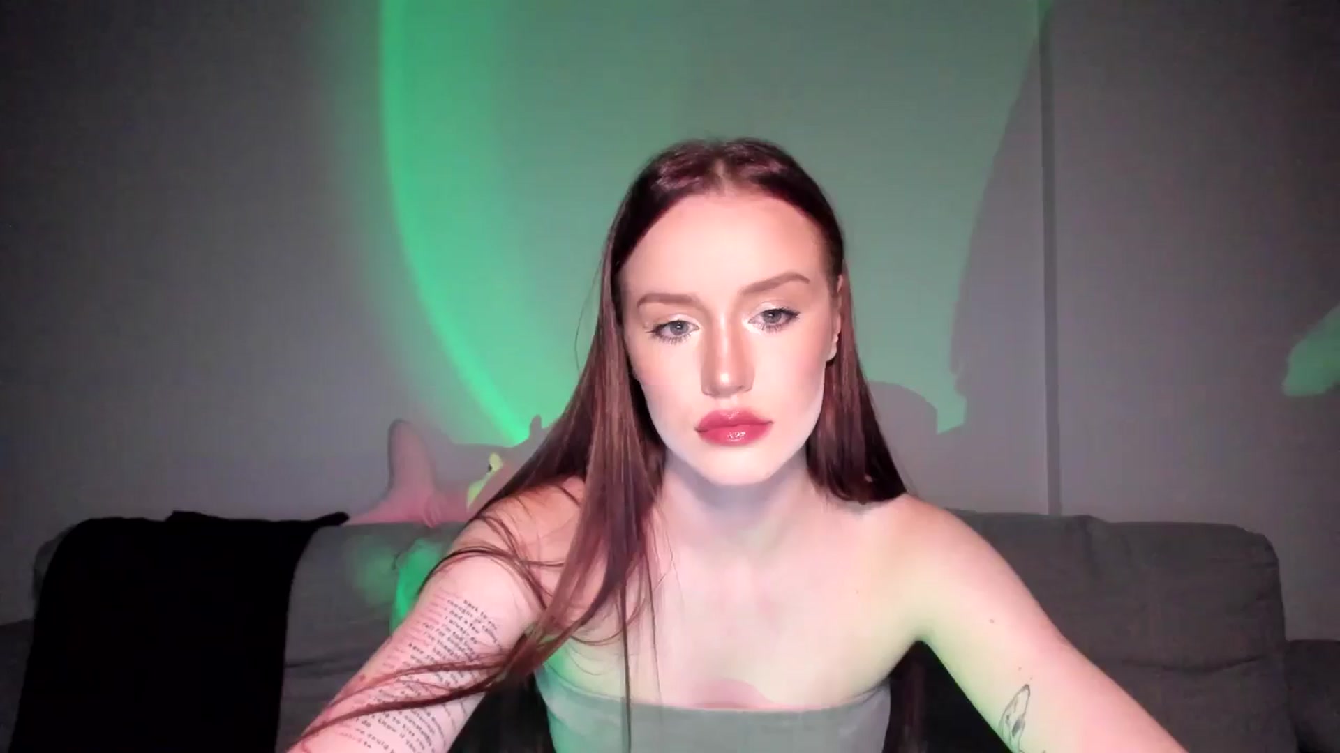 Gallery image thumbnail from IsabellRrose's myfreecams stream on, 06/15/2025, 15:48 image 20 of 20