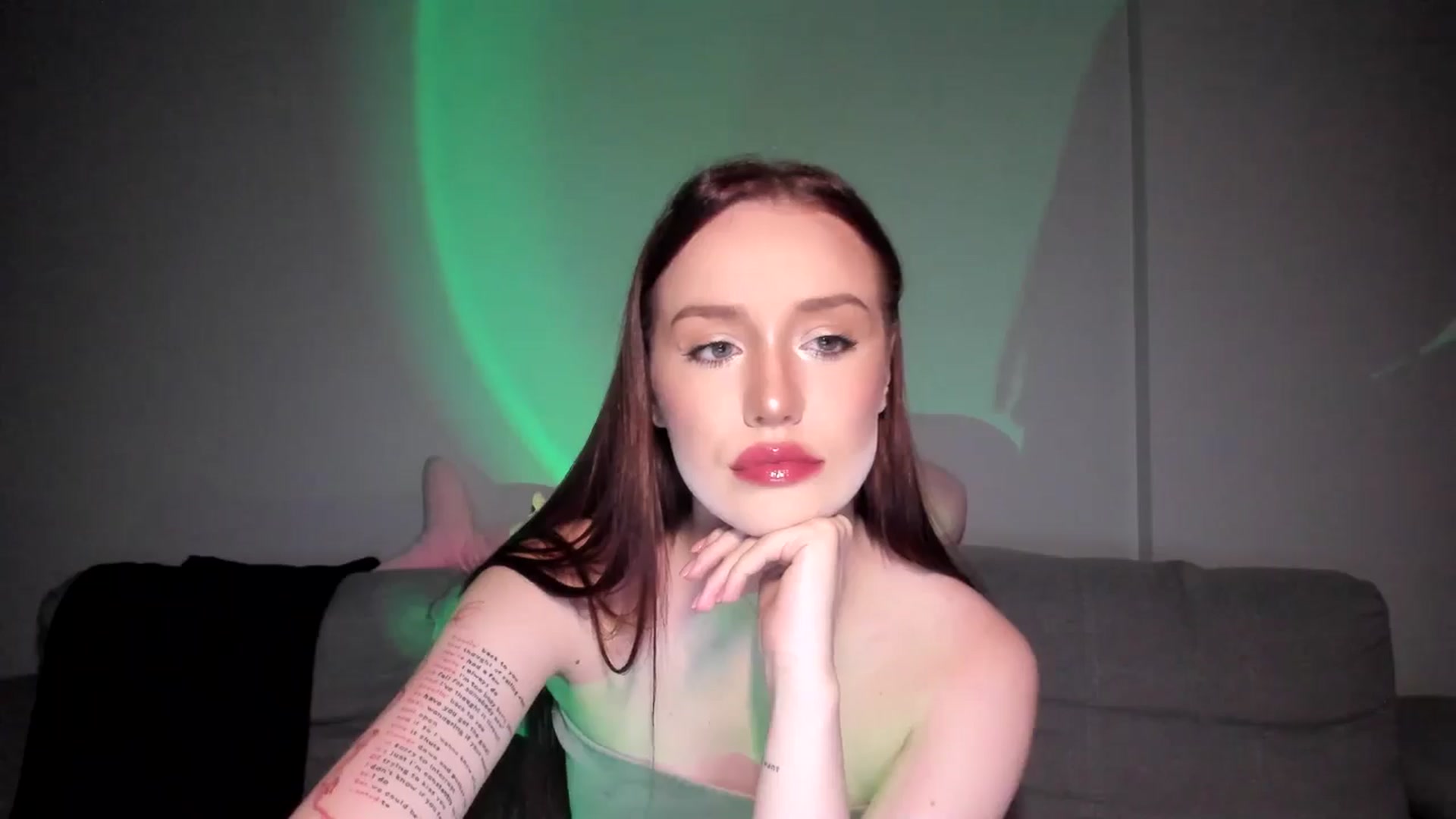 Gallery image thumbnail from IsabellRrose's myfreecams stream on, 06/15/2025, 15:48 image 3 of 20