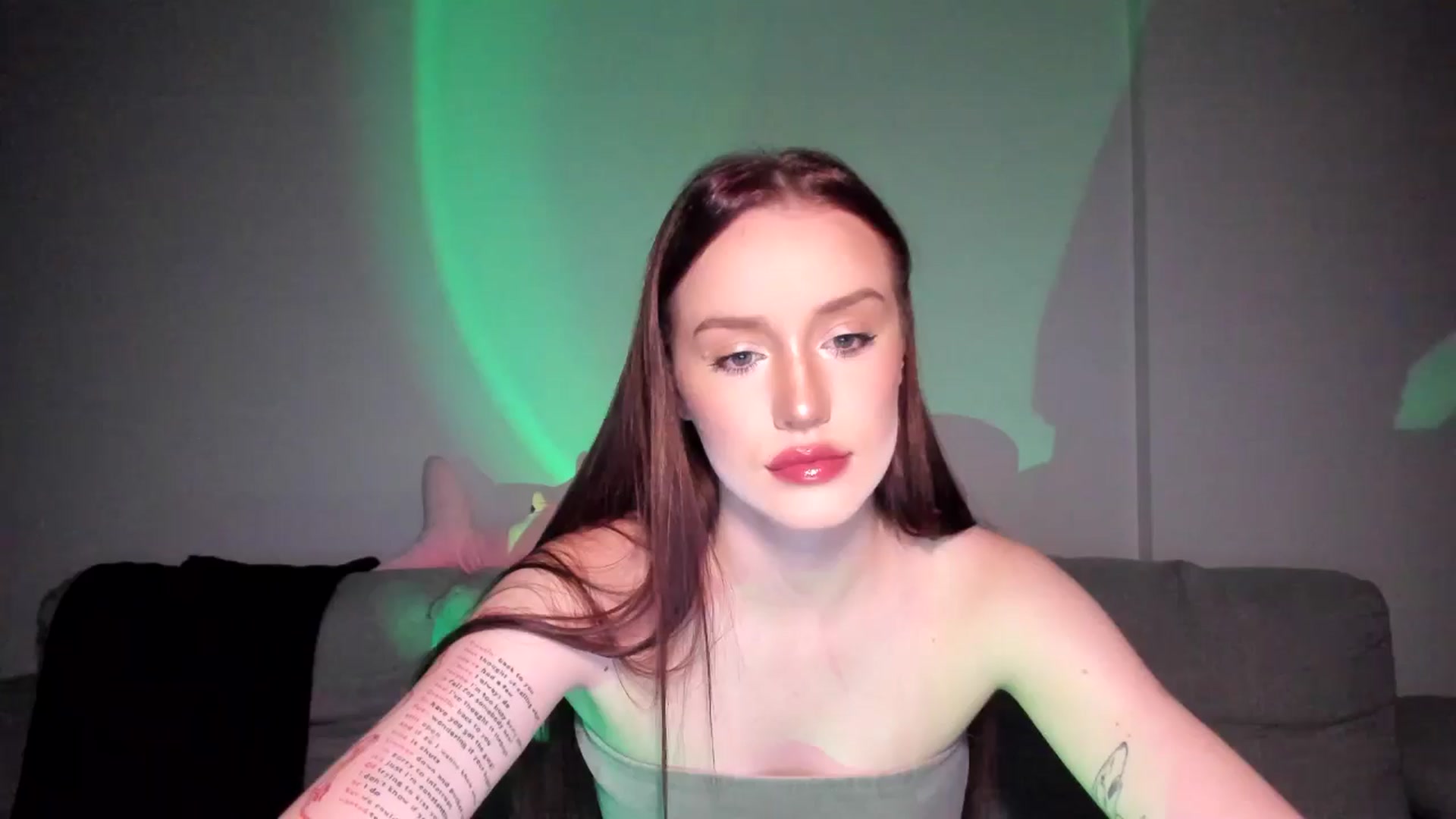Gallery image thumbnail from IsabellRrose's myfreecams stream on, 06/15/2025, 15:48 image 13 of 20