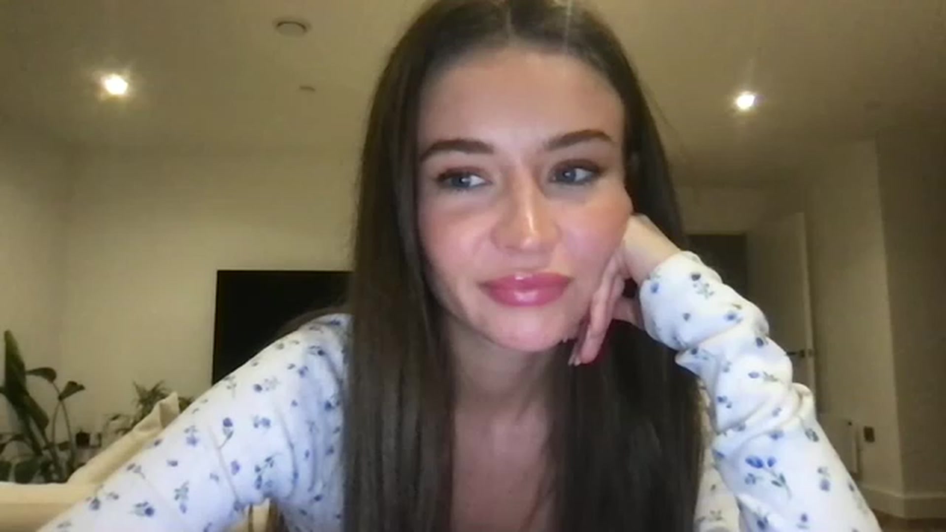 Gallery image thumbnail from Isabella0's myfreecams stream on, 02/25/2023, 19:47 image 2 of 20